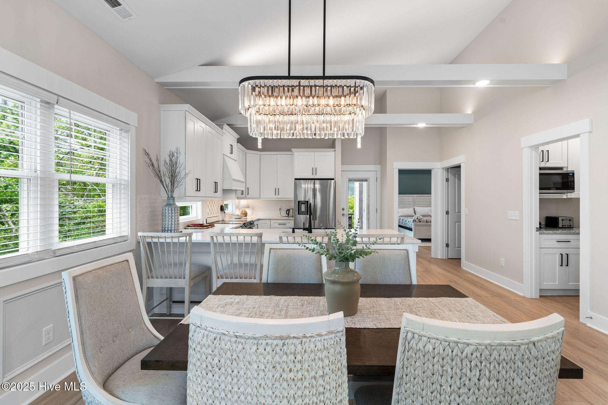 100555658 | Photo 19