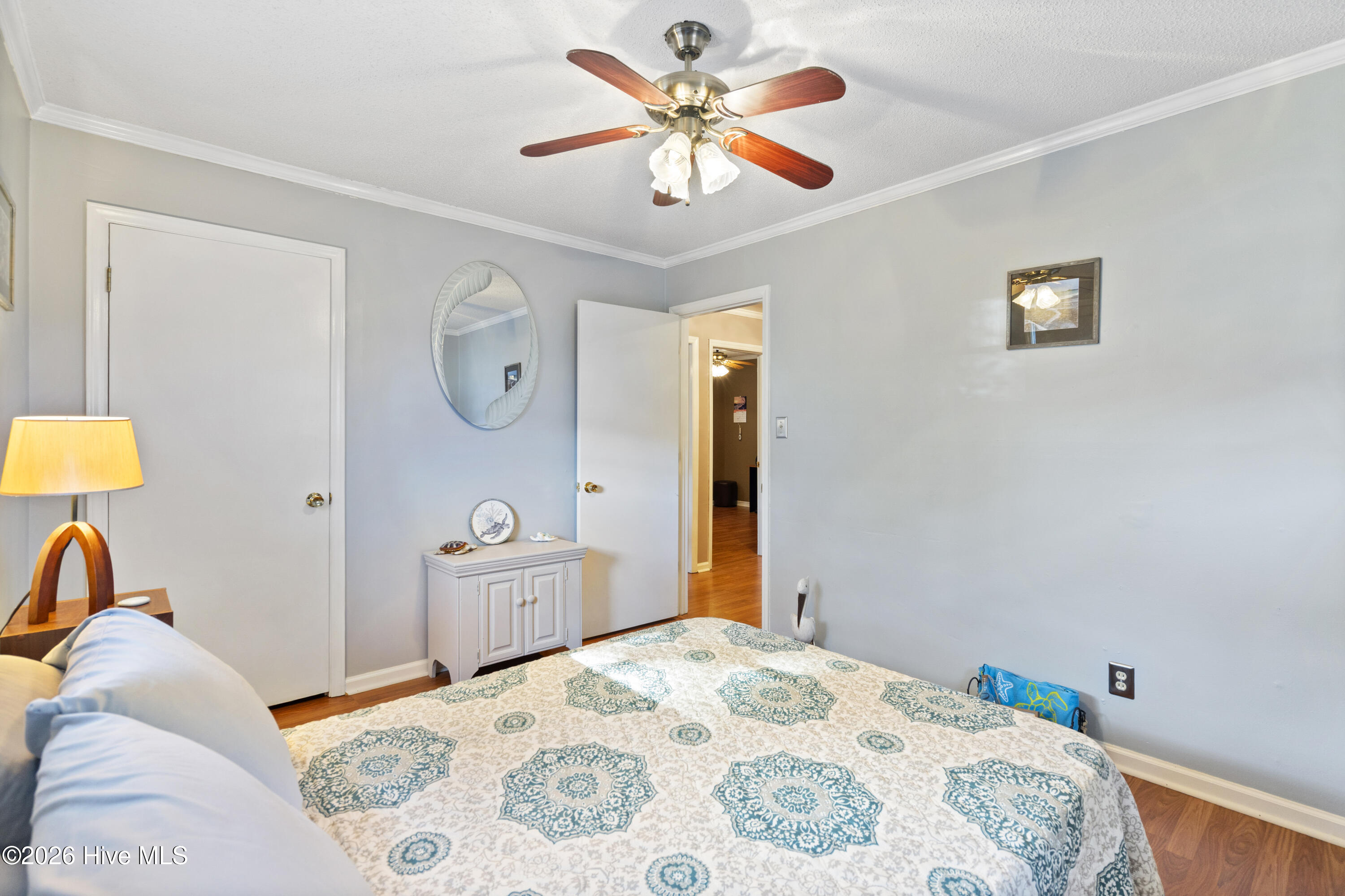 100549971 | Photo 30