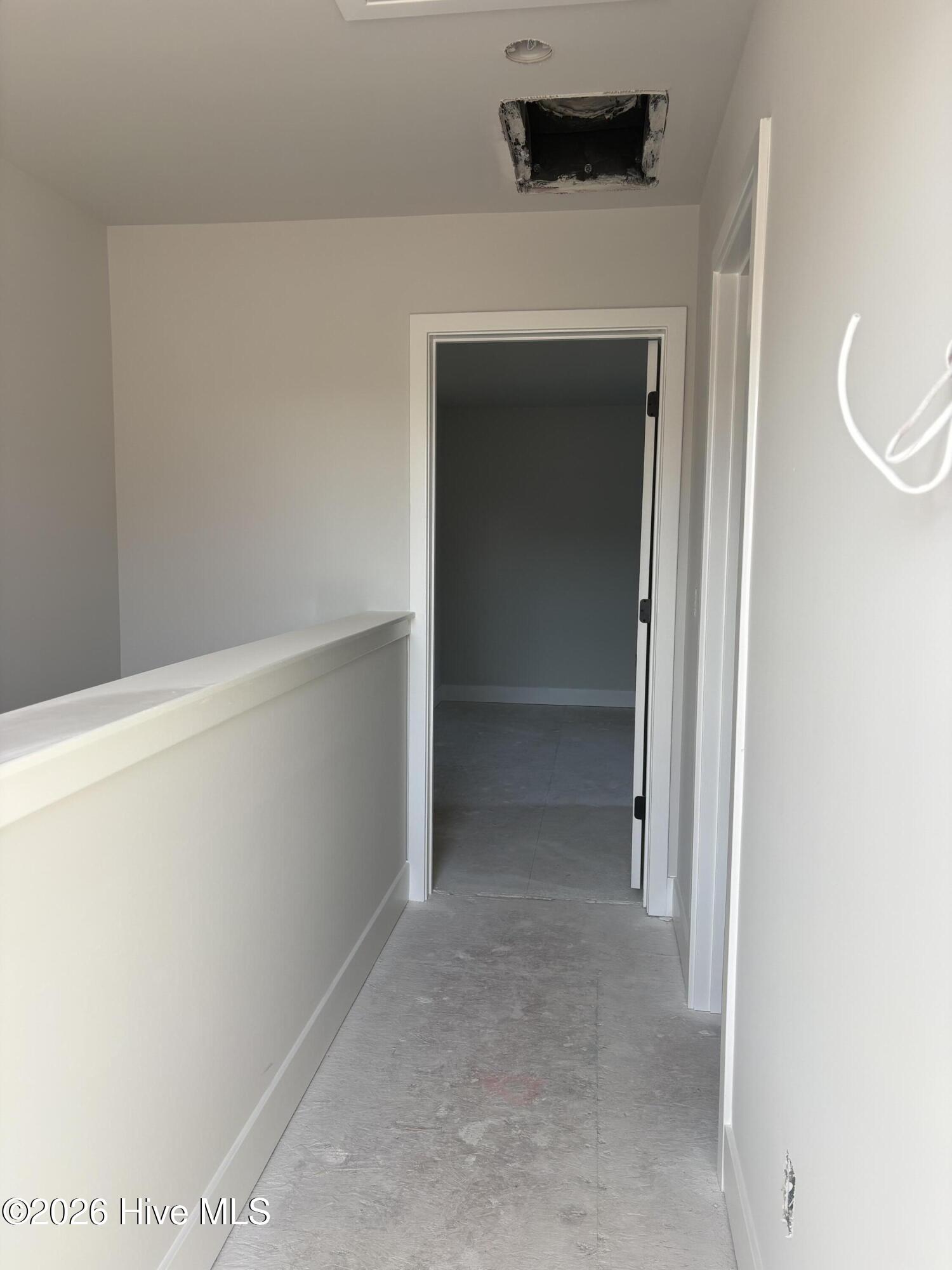 100551381 | Photo 17