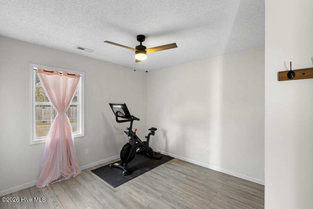 100553305 | Photo 20