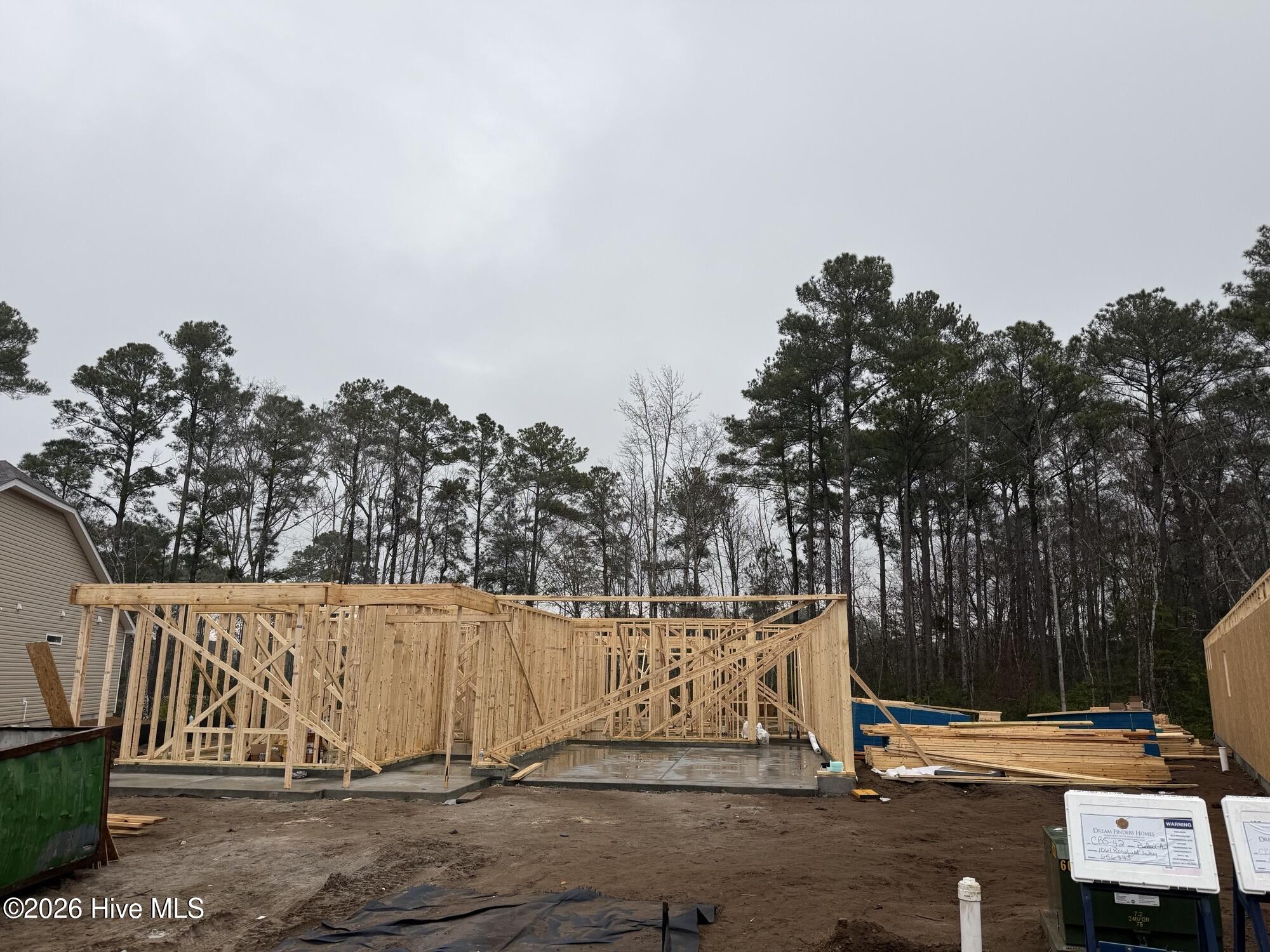 100552185 | Photo 18