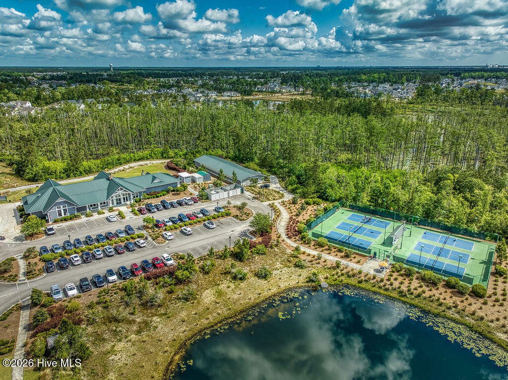 100569553 | Photo 56