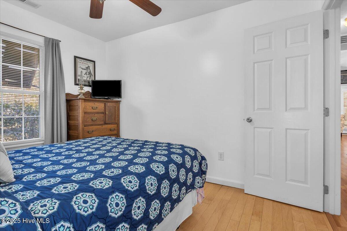 100532549 | Photo 27