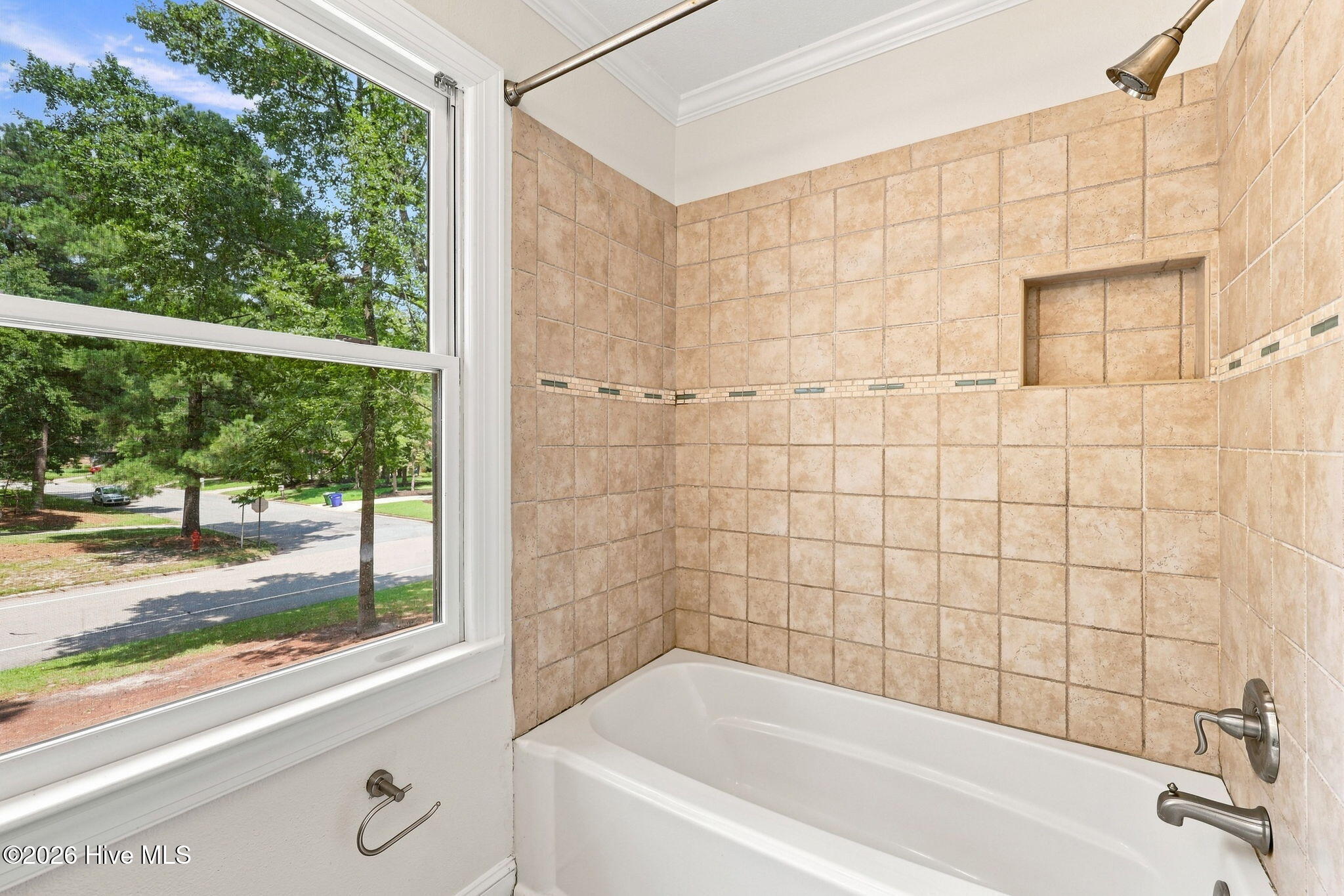 Upstairs Hall Bathroom