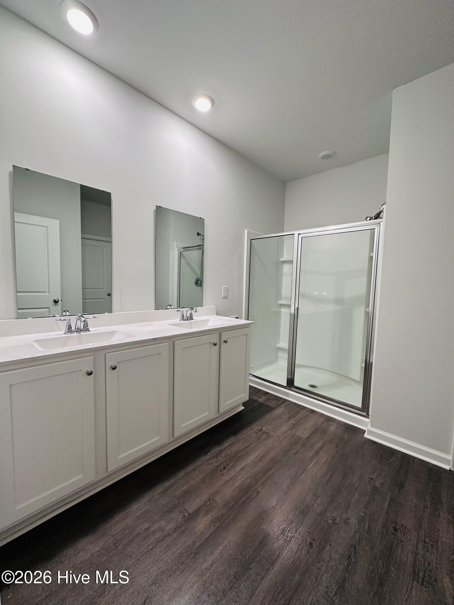 100555110 | Photo 33