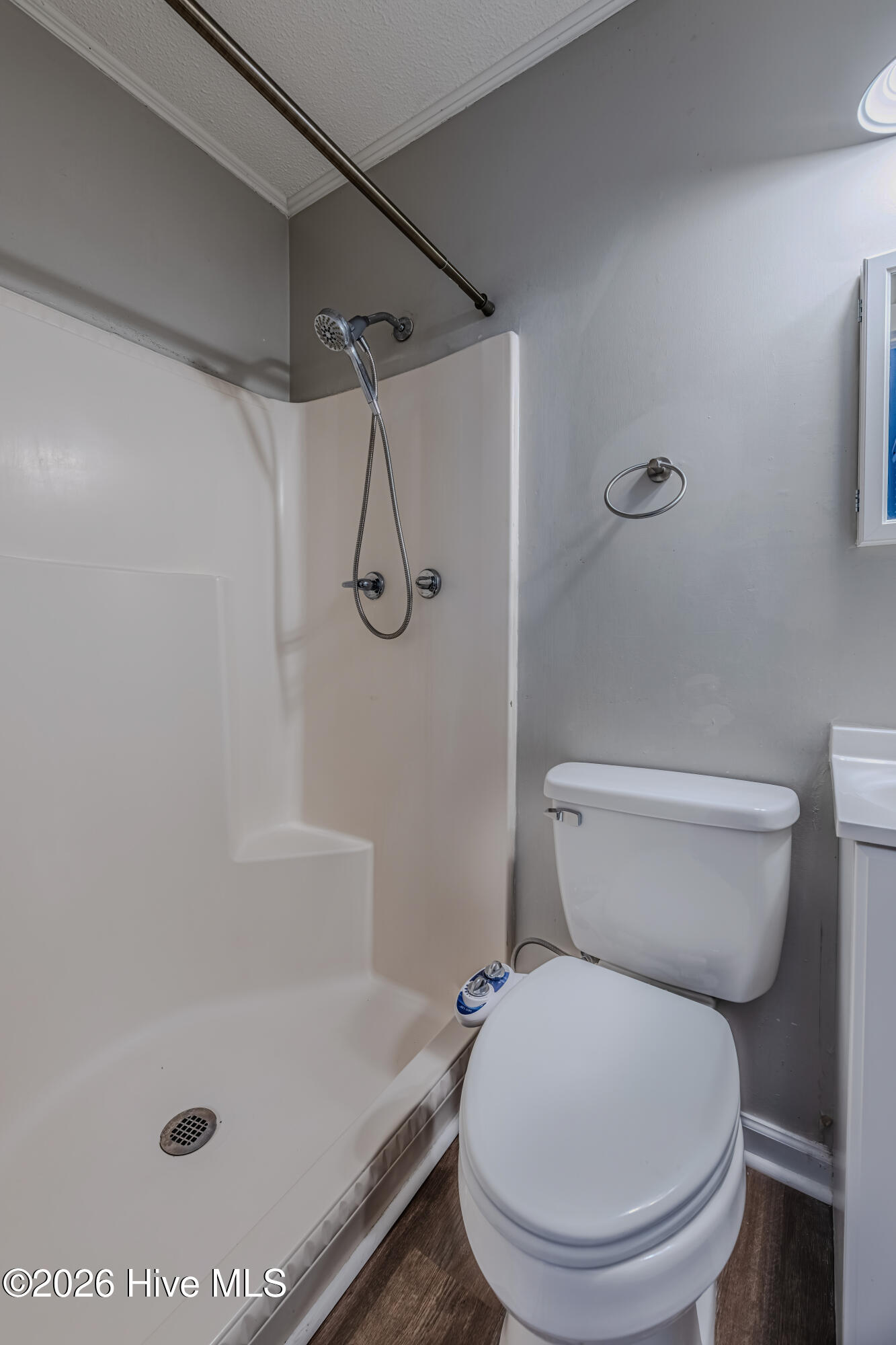 100549124 | Photo 26