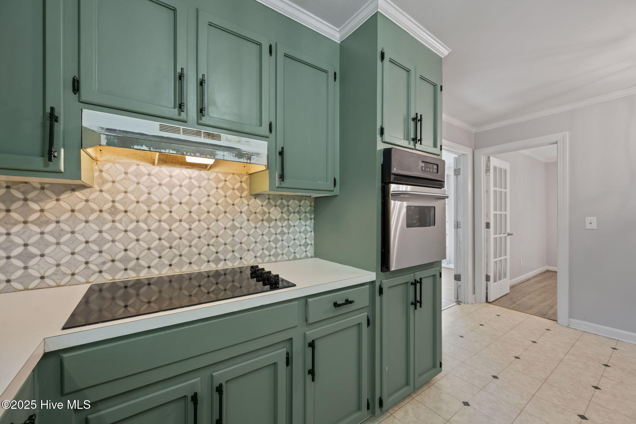 100537375 | Photo 17