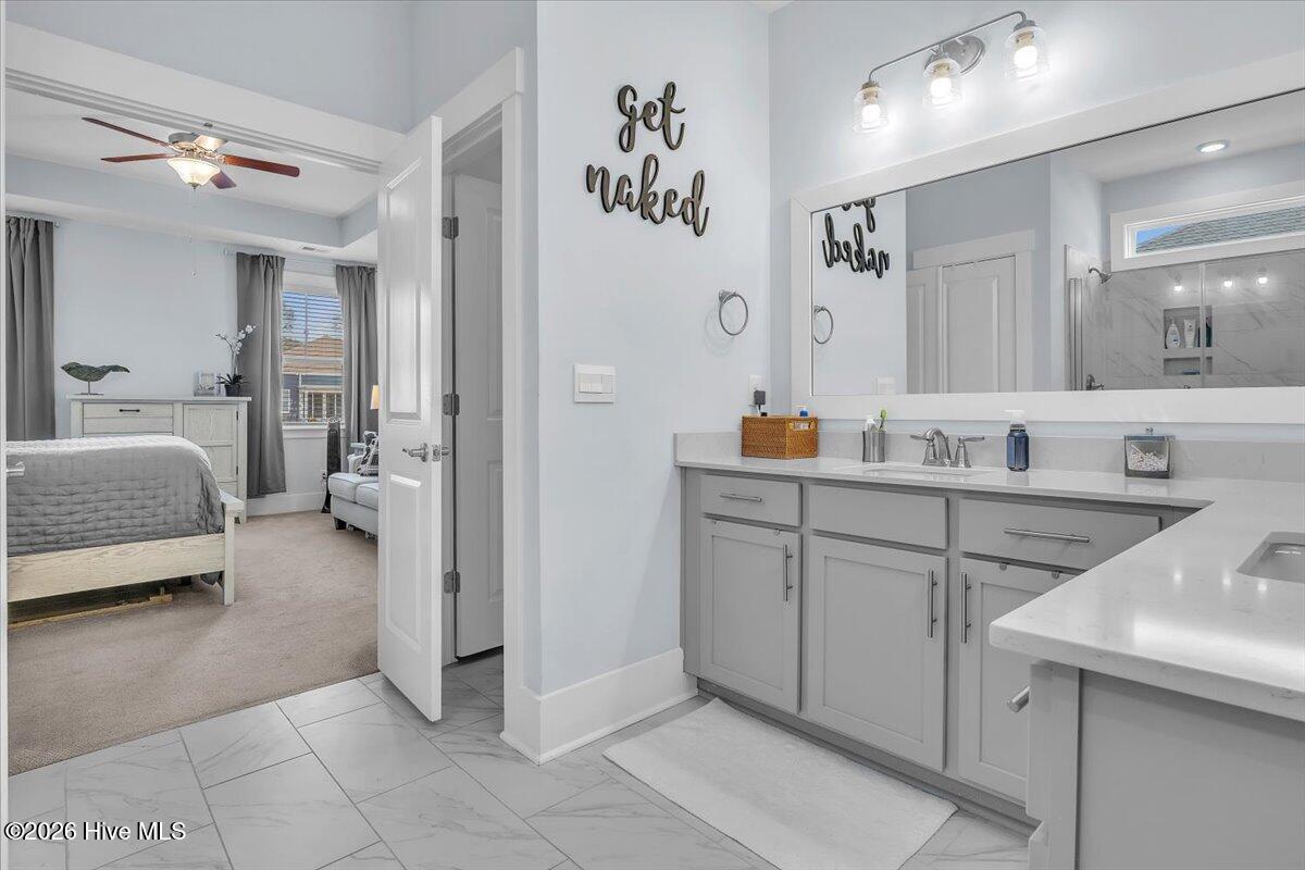 100569276 | Photo 33