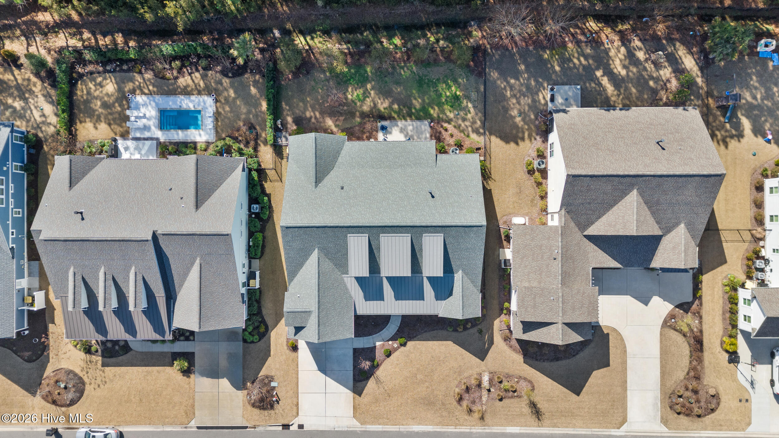 100555433 | Photo 64