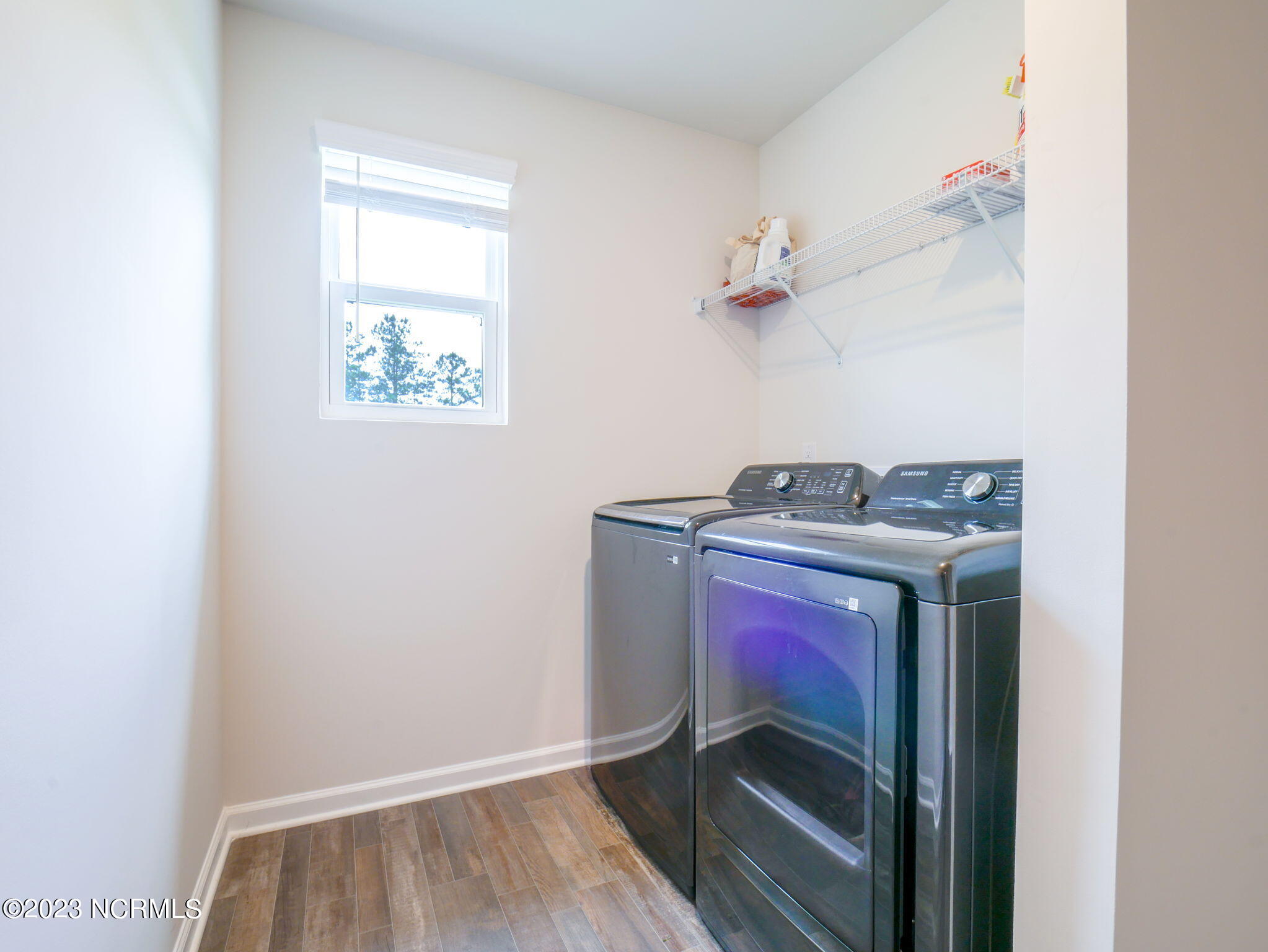 100539301 | Photo 27