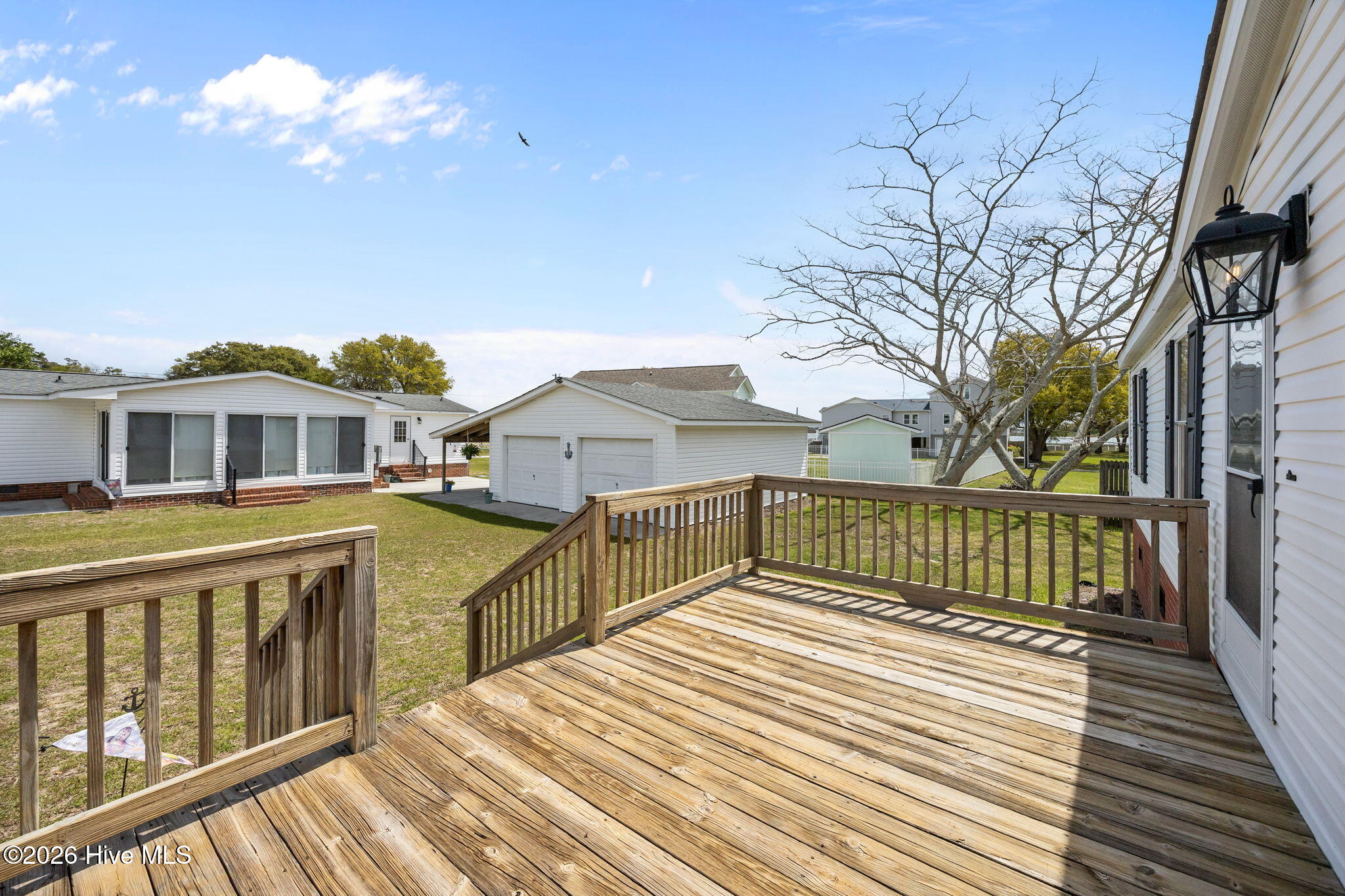 100566757 | Photo 34