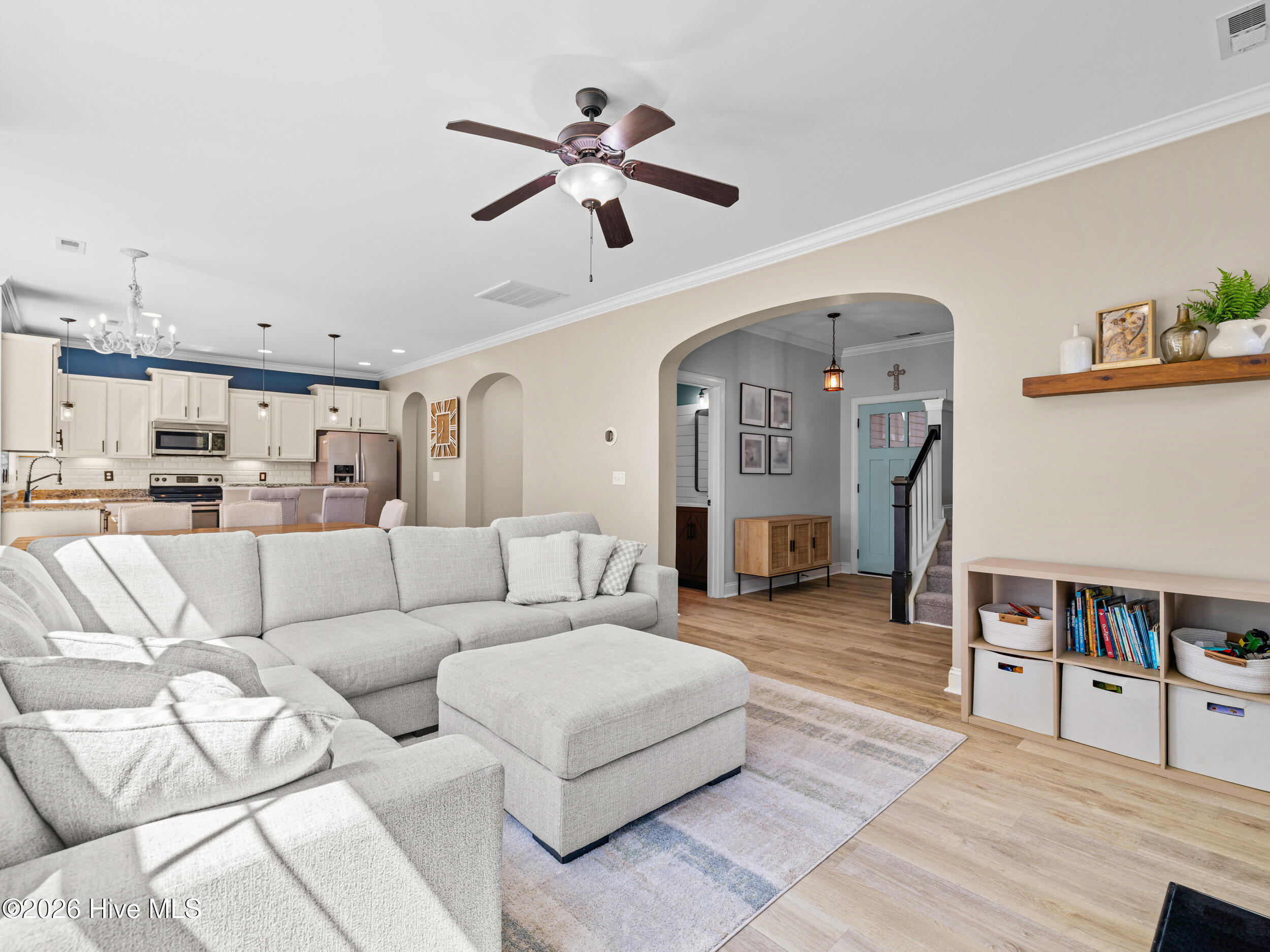 100566633 | Photo 23