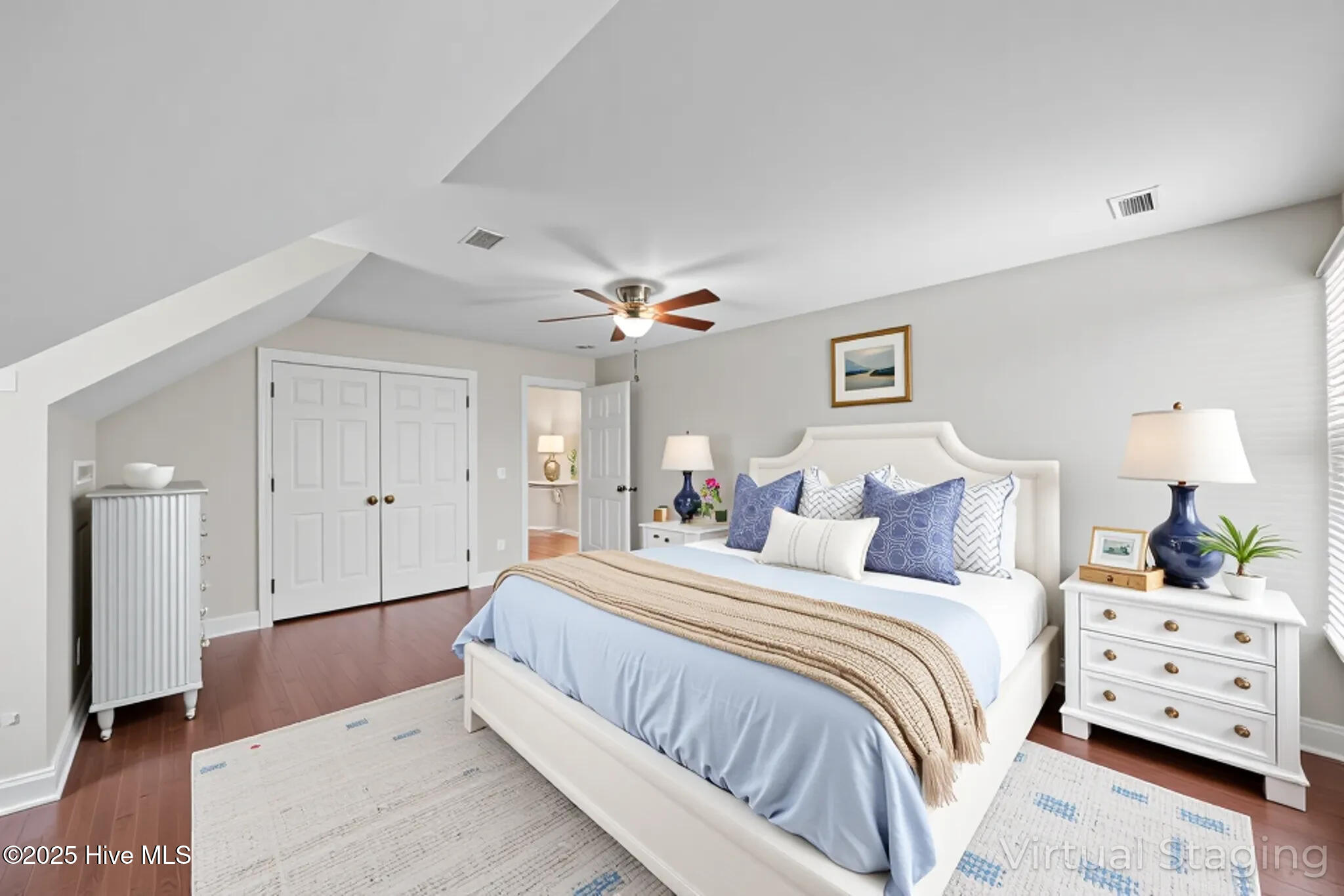 100519629 | Photo 43