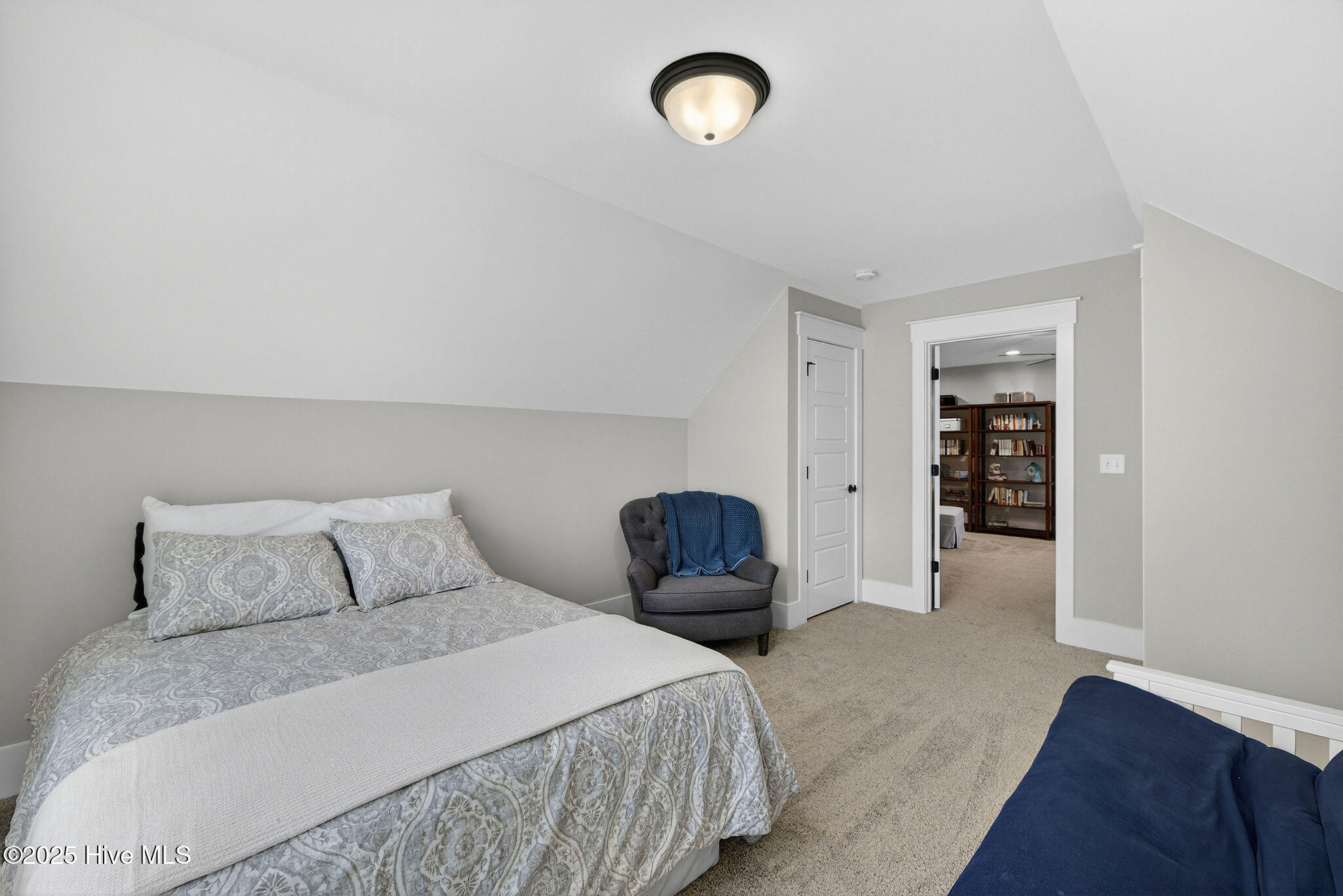 100541568 | Photo 39