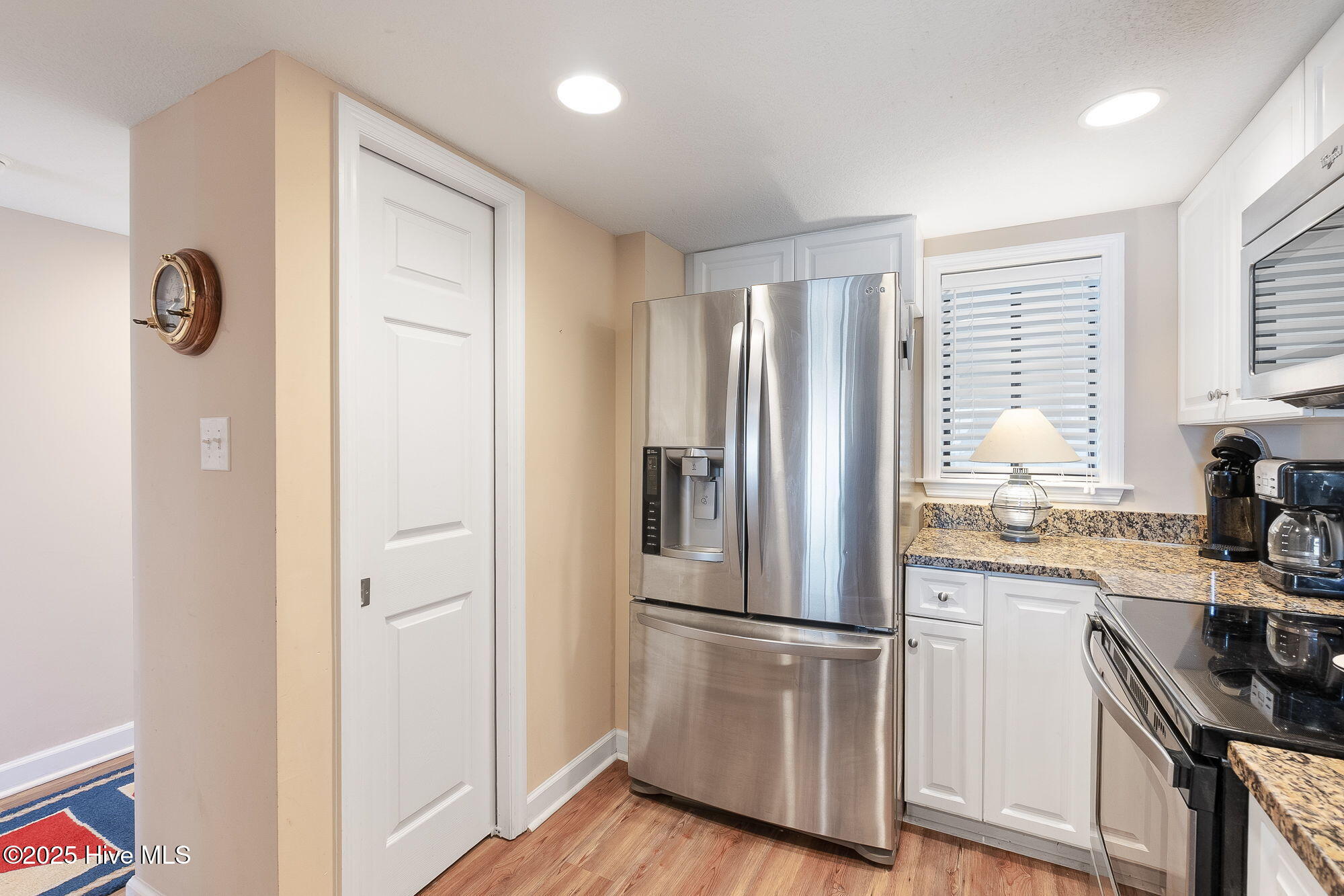 100544283 | Photo 20