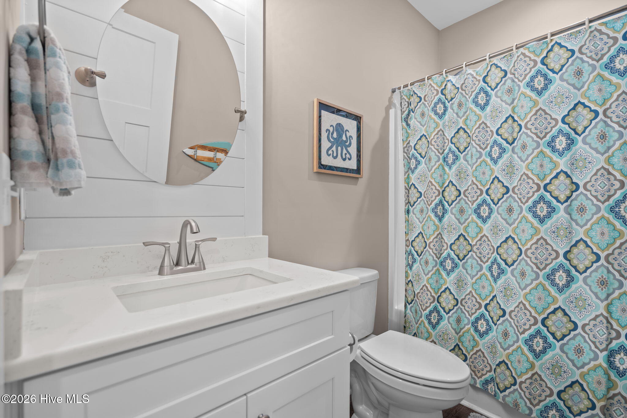 100552076 | Photo 24