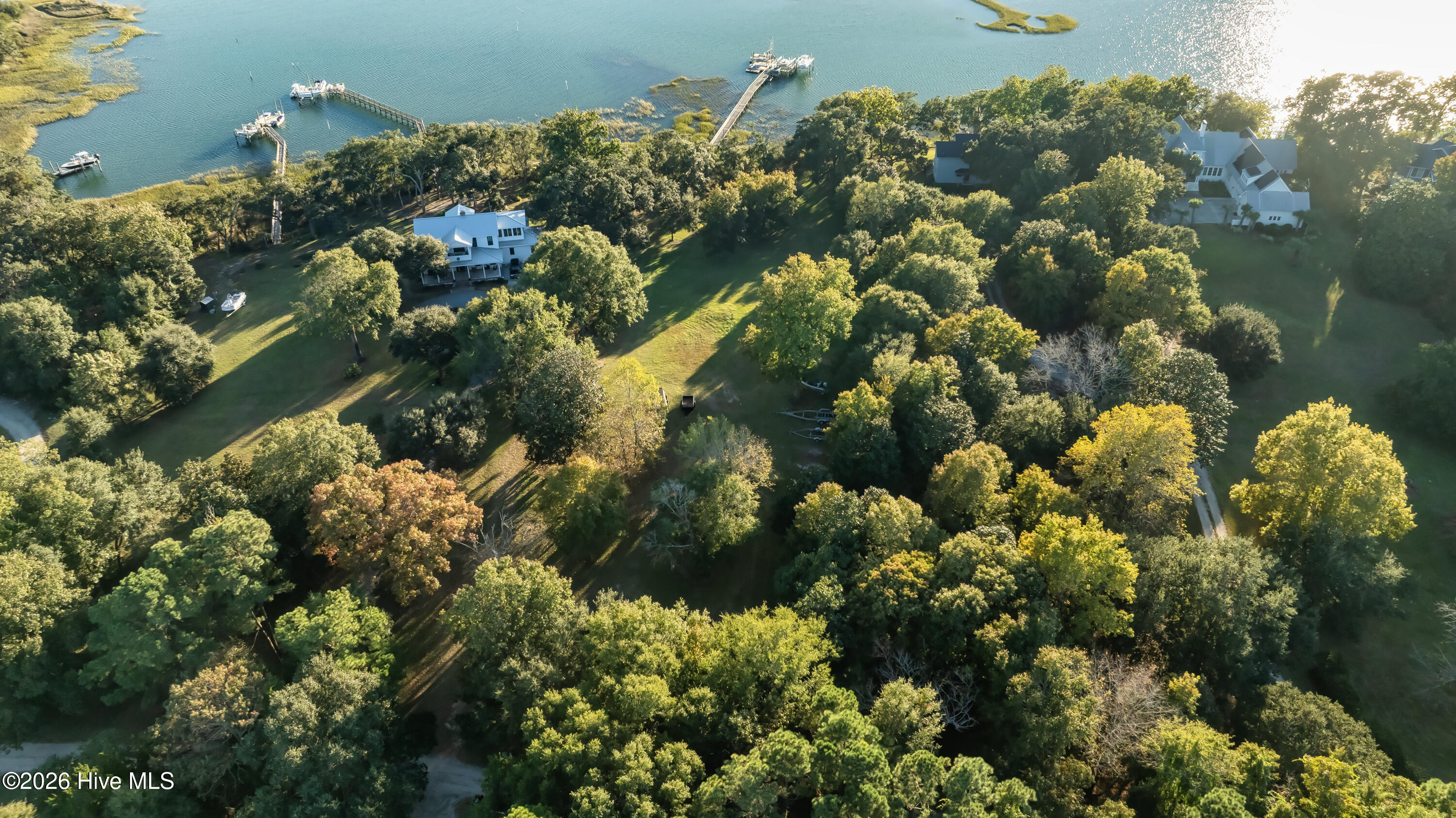 100563233 | Photo 14