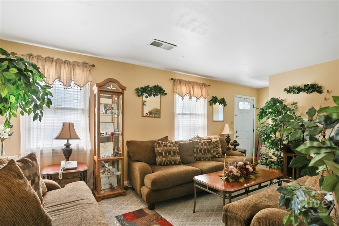 Homes for sale in Savannah, GA | 113 Chatham Villa Dr, Savannah, GA 31408 | MLS# SA351897