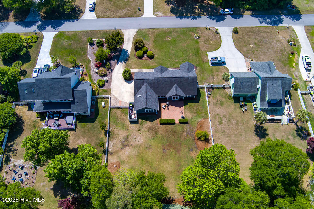 100569264 | Photo 42