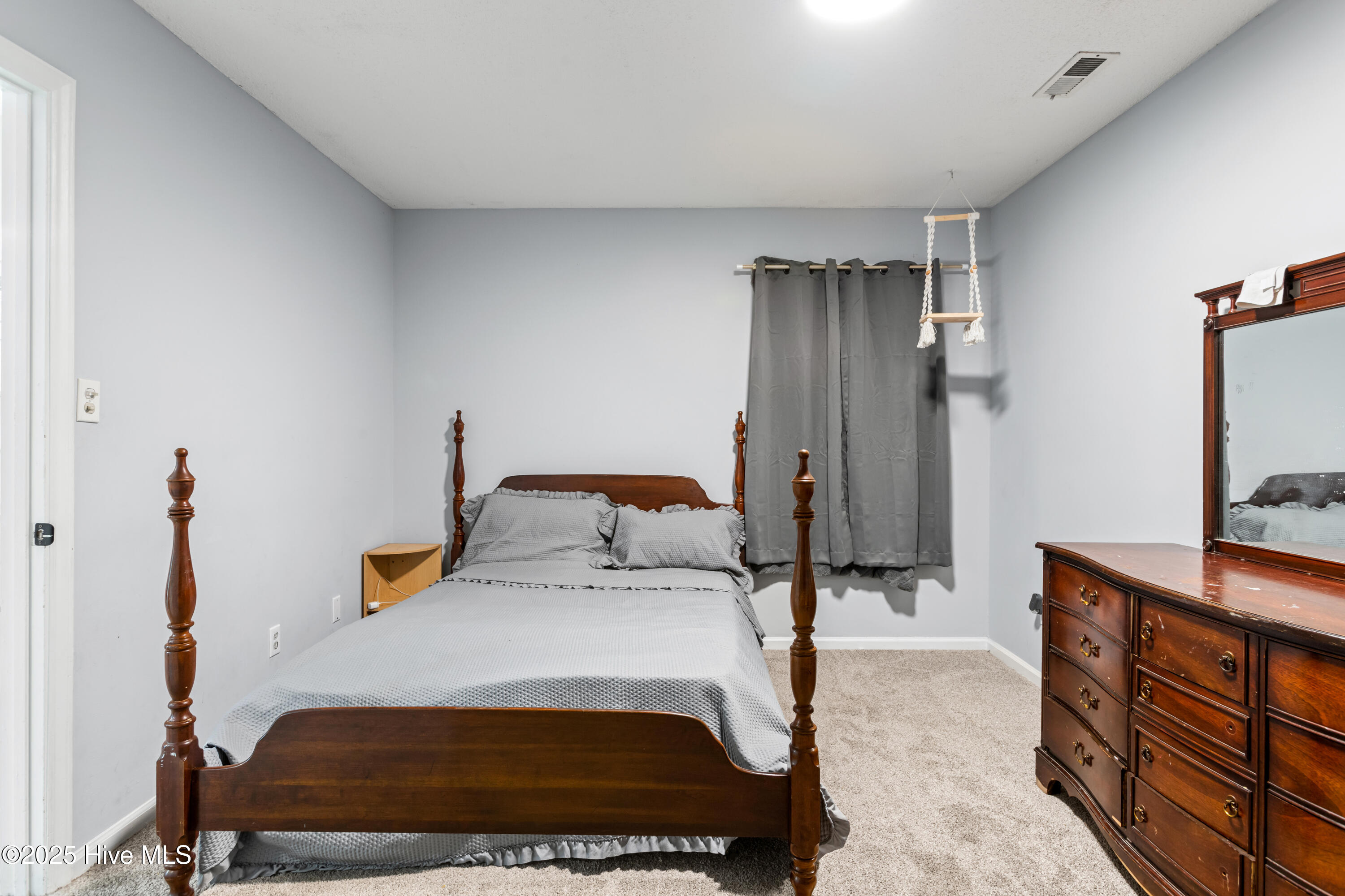 100542138 | Photo 11