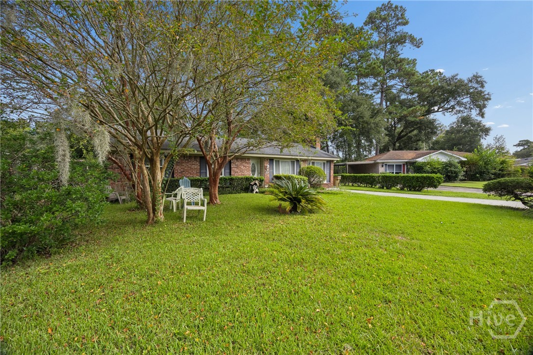 Photo 3 of Single family home for sale at 117 Nassau Dr, Savannah, GA 31410 | MLS# SA366173 | Listing updated on 2026-10-09