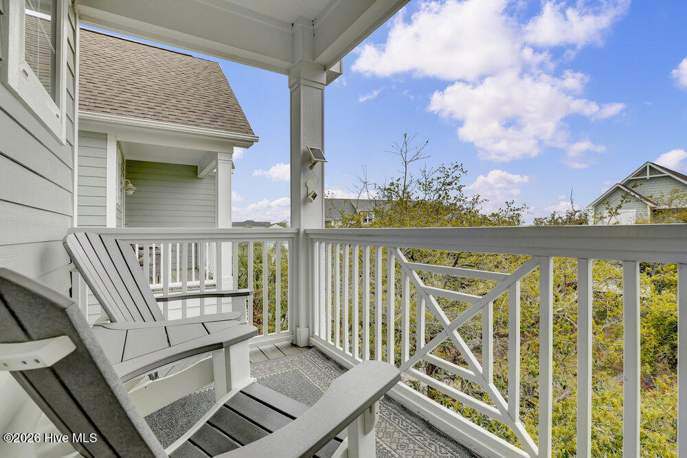 100562970 | Photo 28