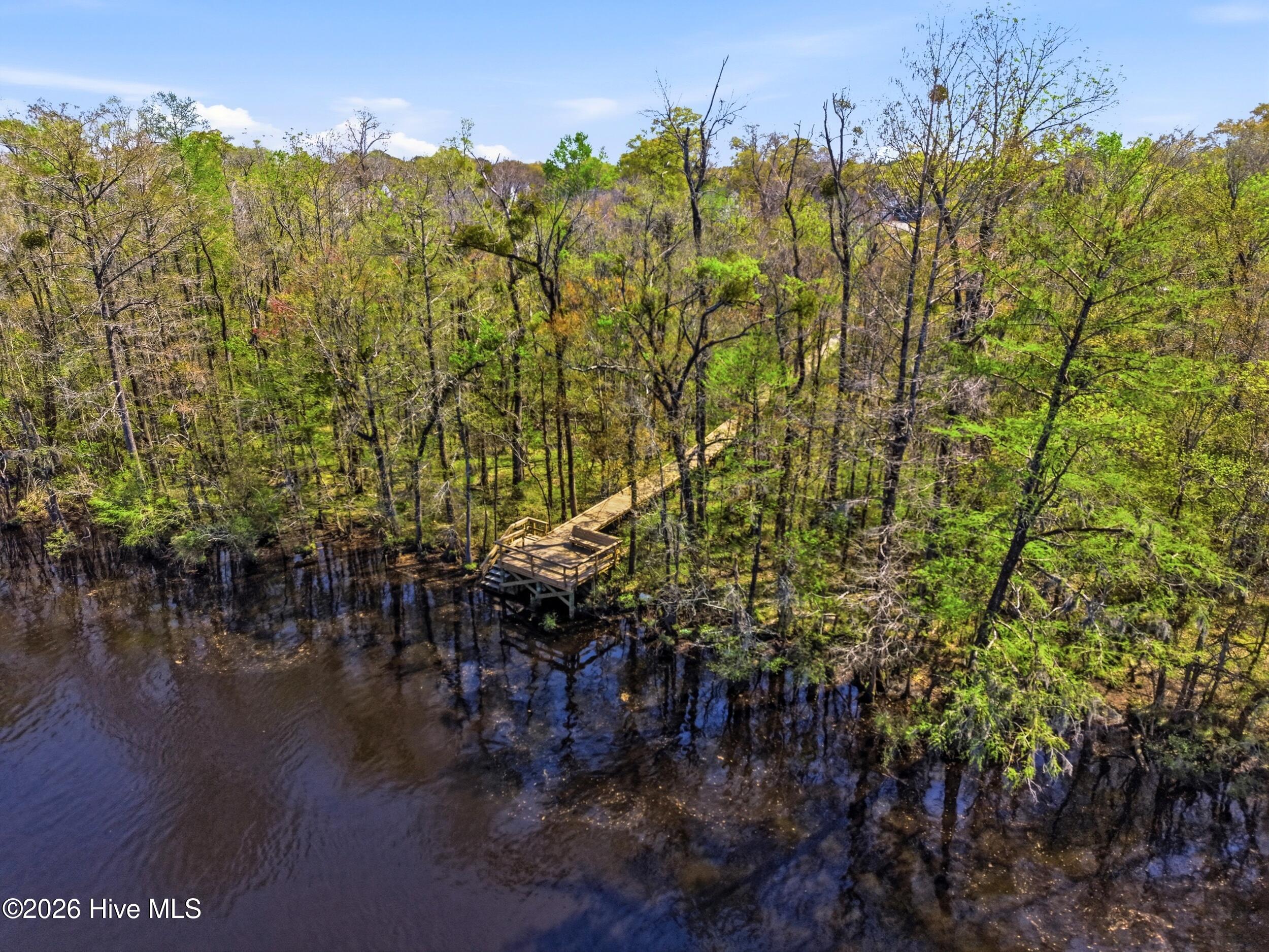 100561504 | Photo 48