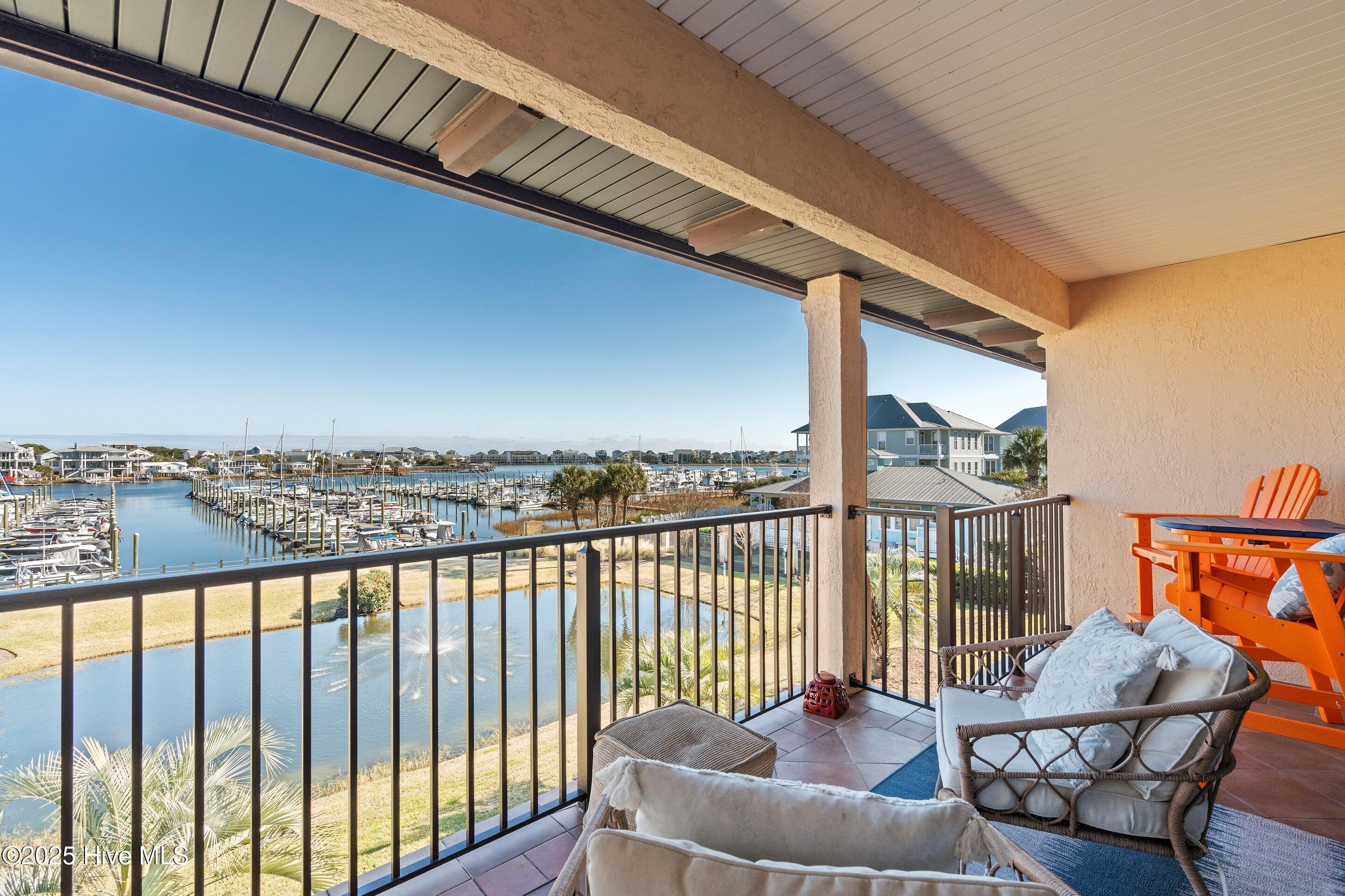 100545192 | Photo 36