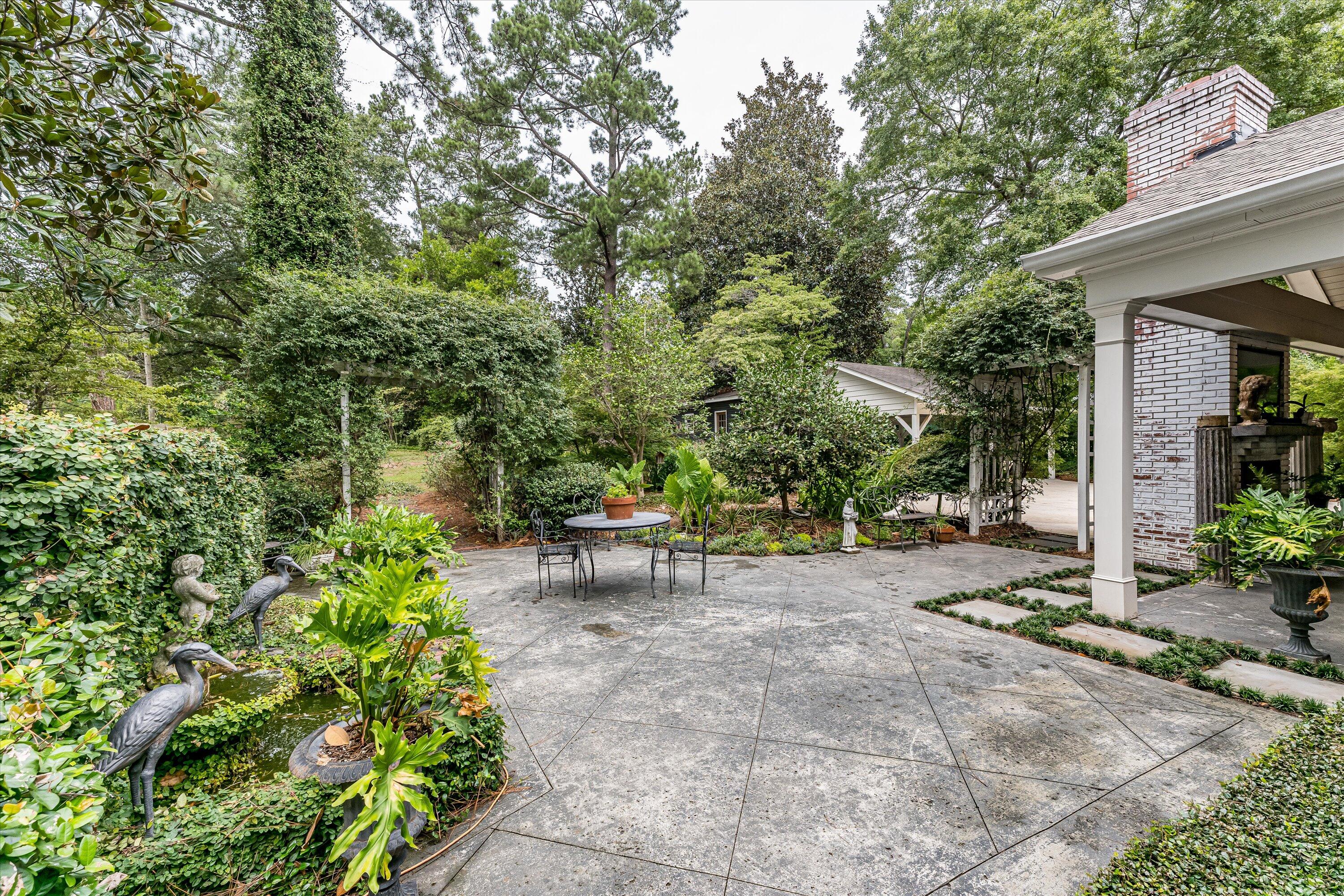 51-P1571640