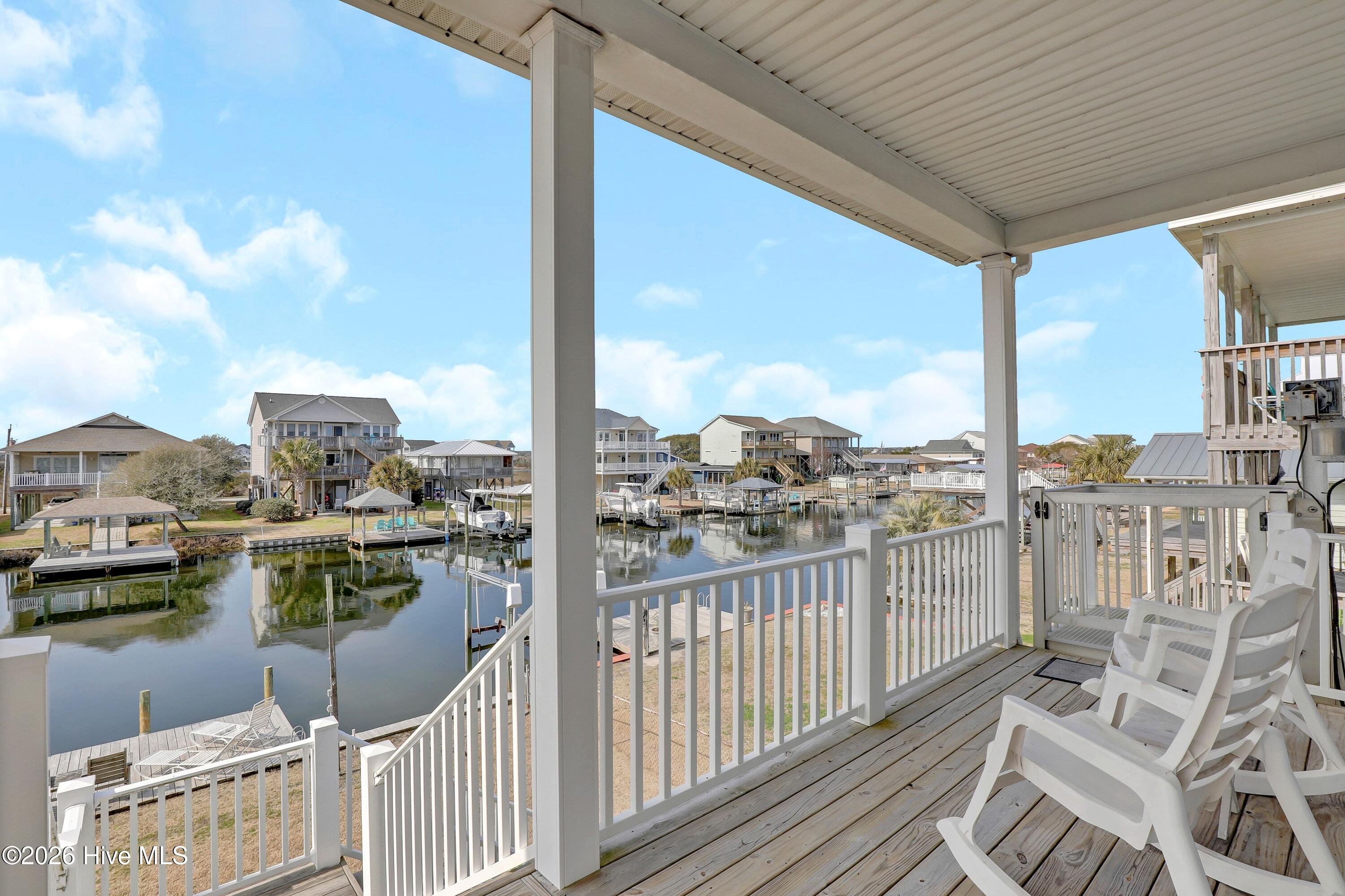 1017 1st Street, Surf City, NC, 28445