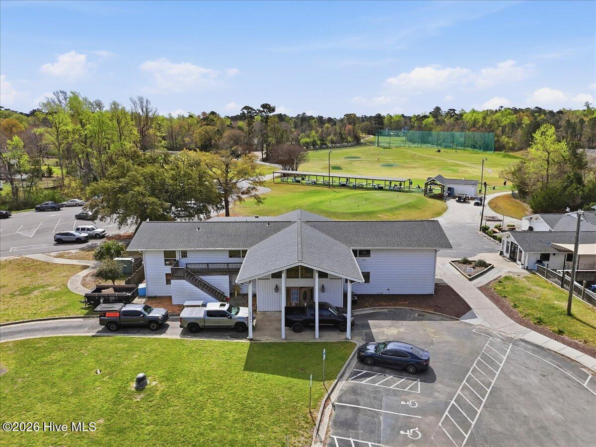 100563011 | Photo 56