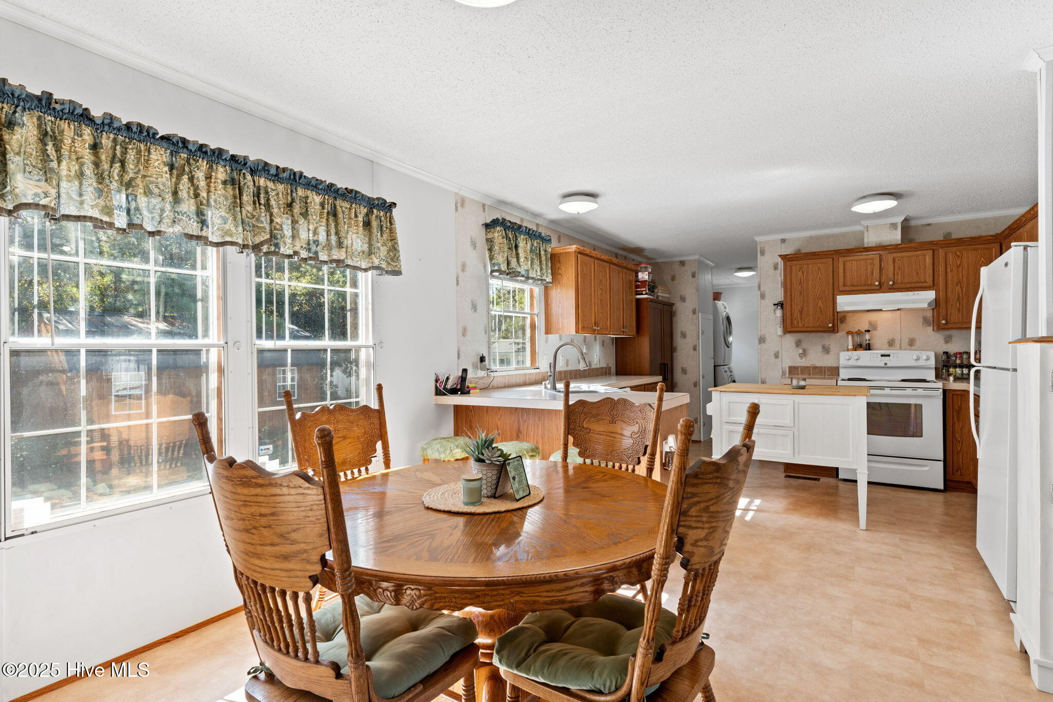 2188 Trout Avenue SW, Supply, NC 28462 – photo 10: 10-web-or-mls-CamMediaLLC.com (19 of 38)
