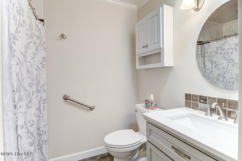 100531257 | Photo 41