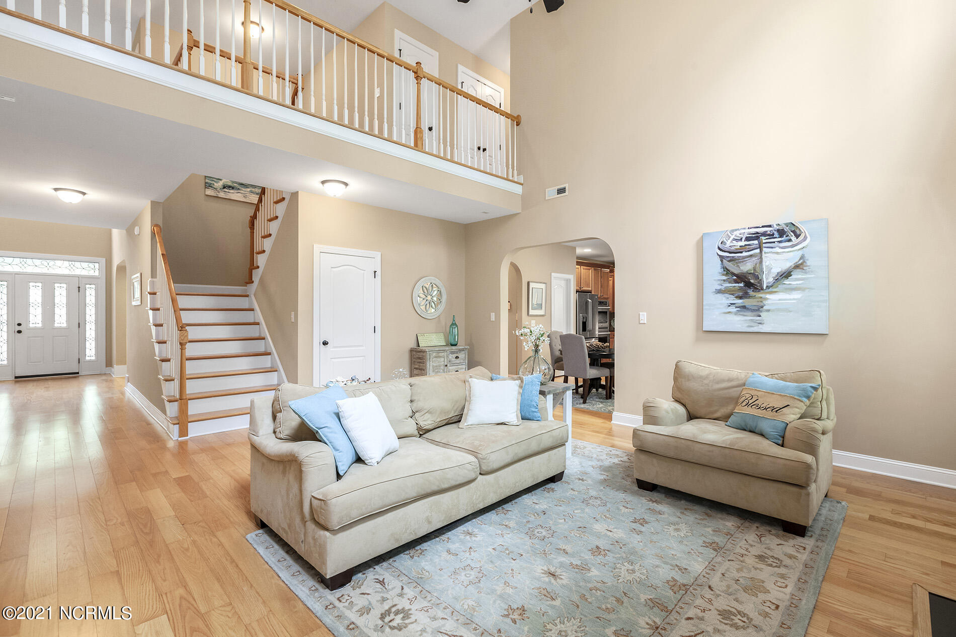 Grandview-1026-12LR-Caroline_4364-CR2