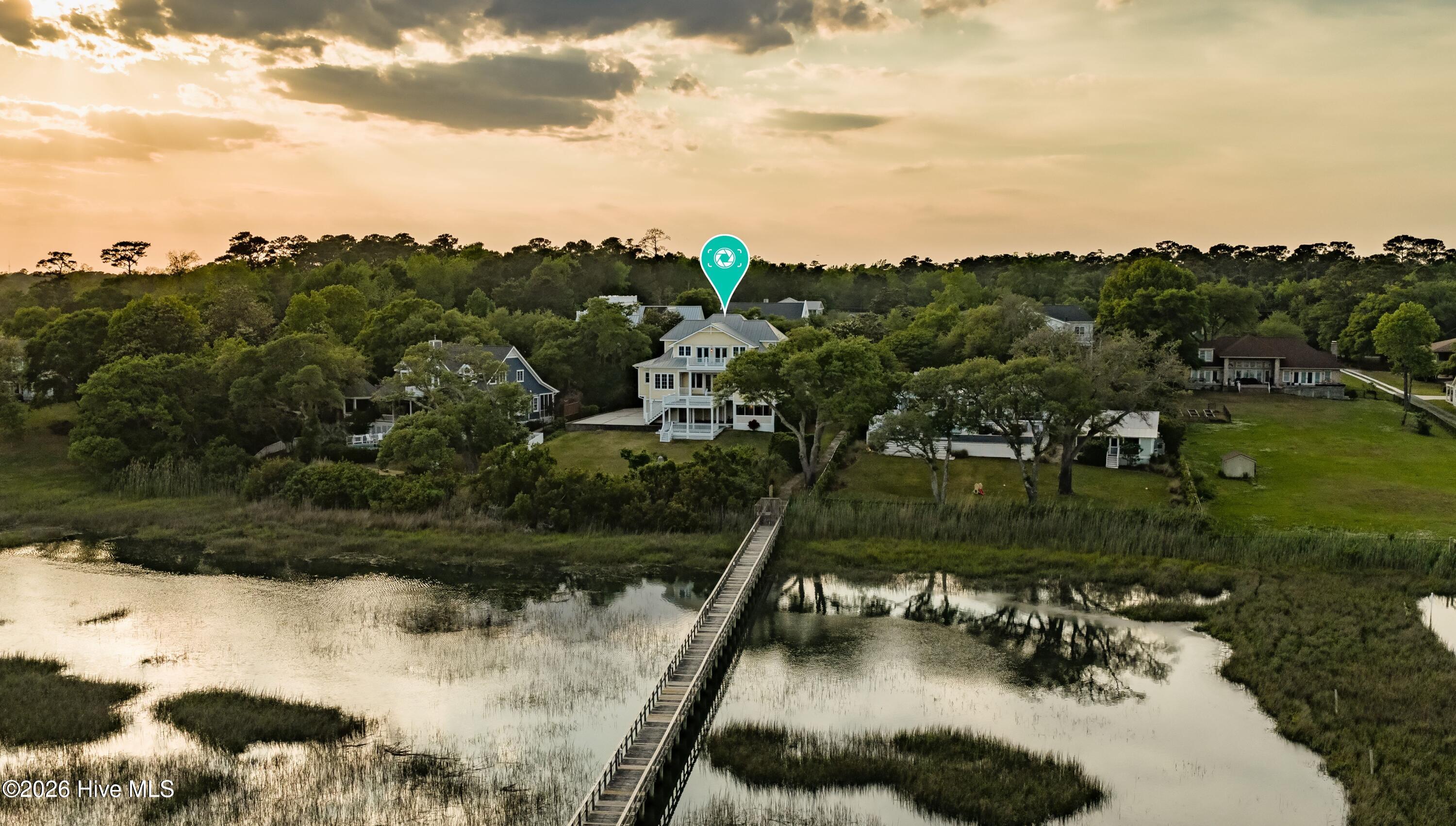 100569484 | Photo 82