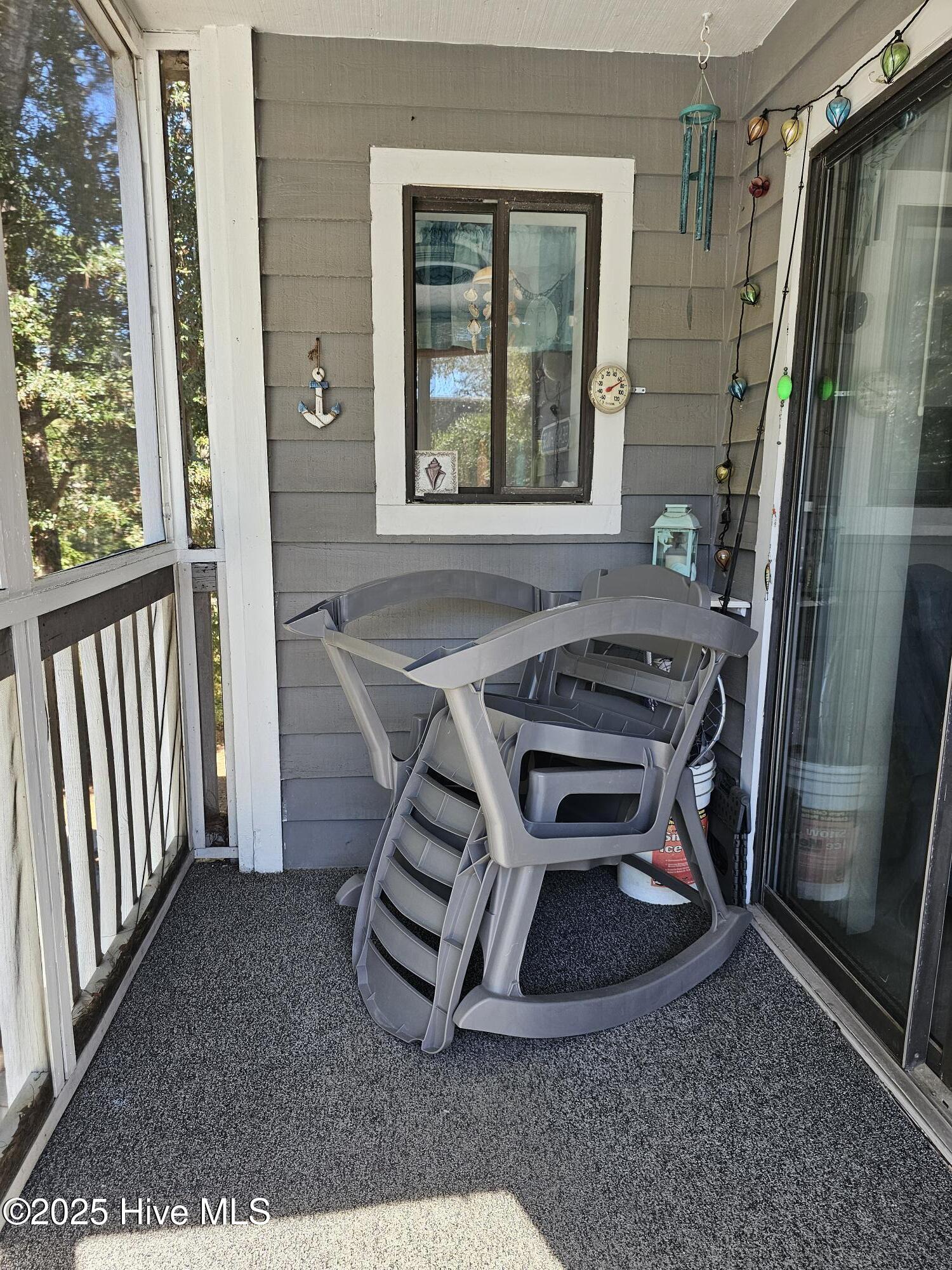 100537218 | Photo 31