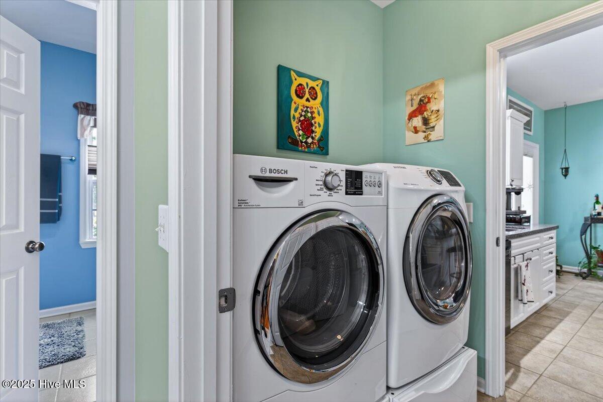 100514945 | Photo 49