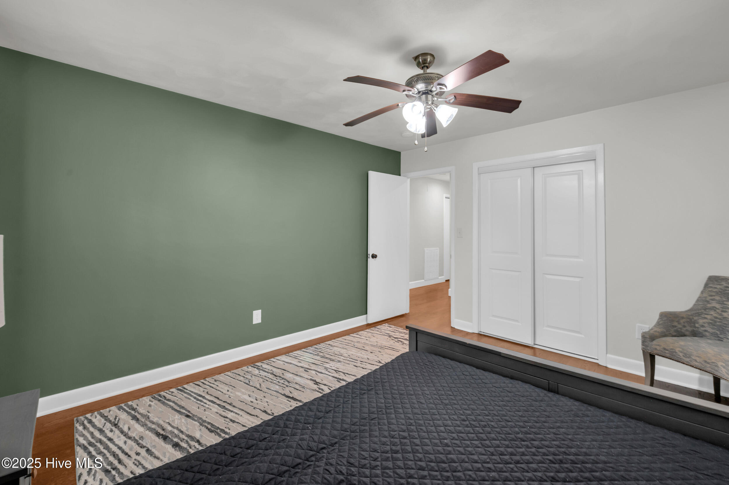 100538722 | Photo 25