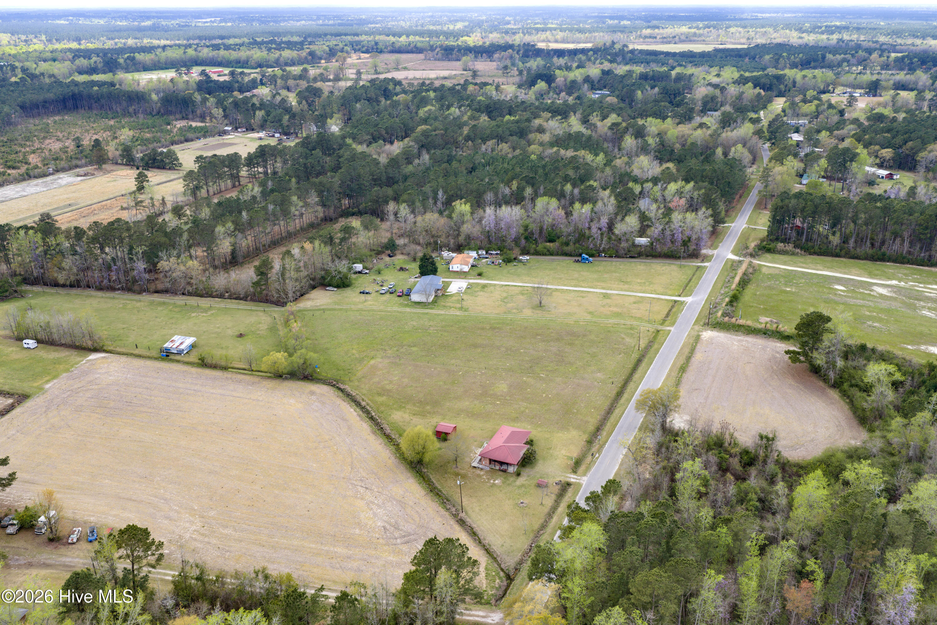 100562907 | Photo 15