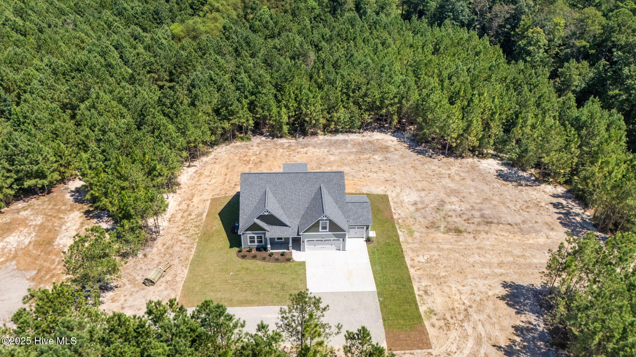 130 Hickory Pointer Way