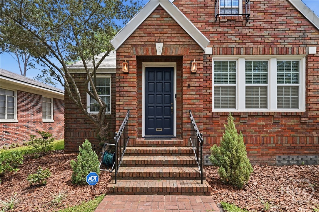 Homes for sale in Savannah, GA | 326 E 53Rd St, Savannah, GA 31405 | MLS# SA356231