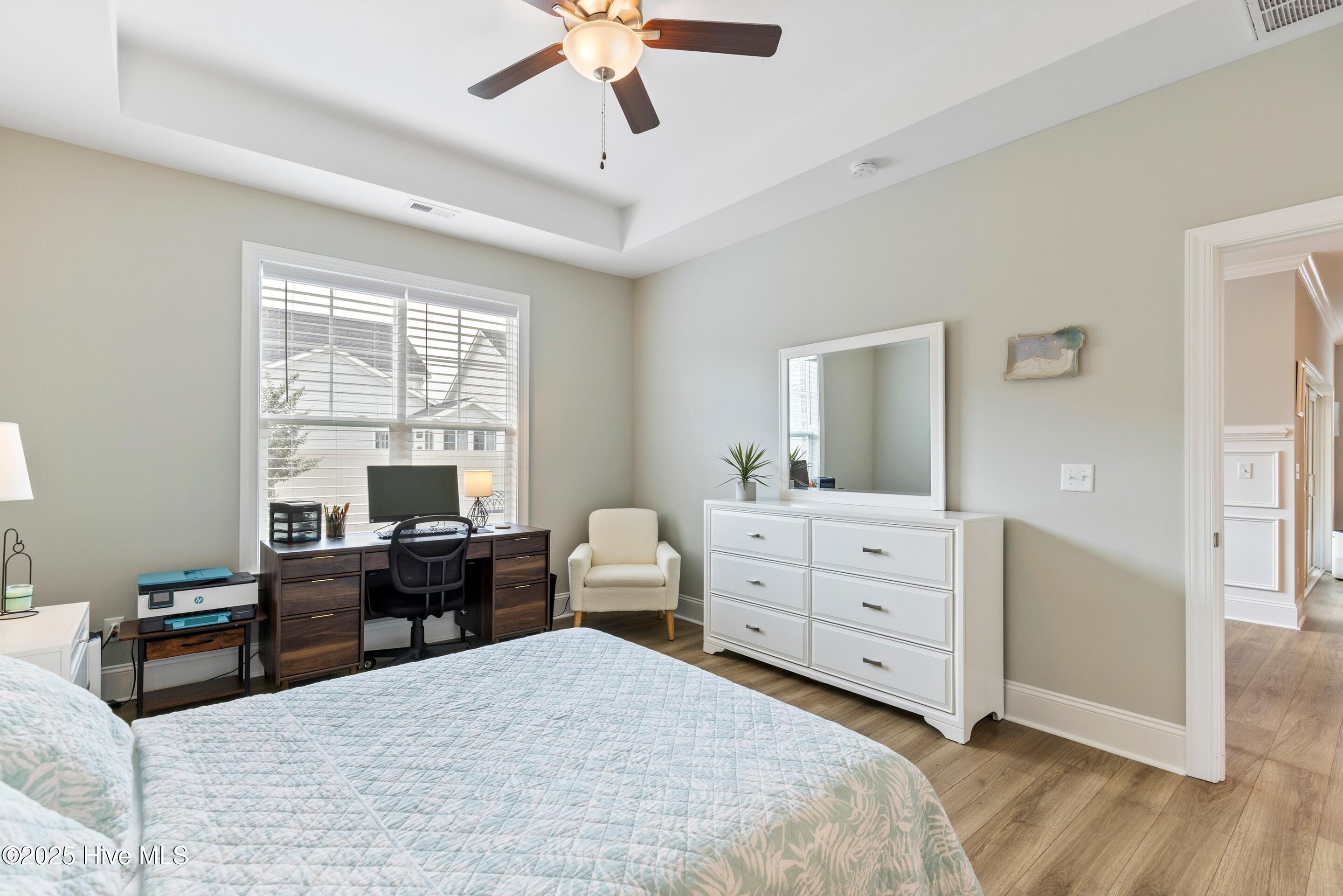 100554494 | Photo 16