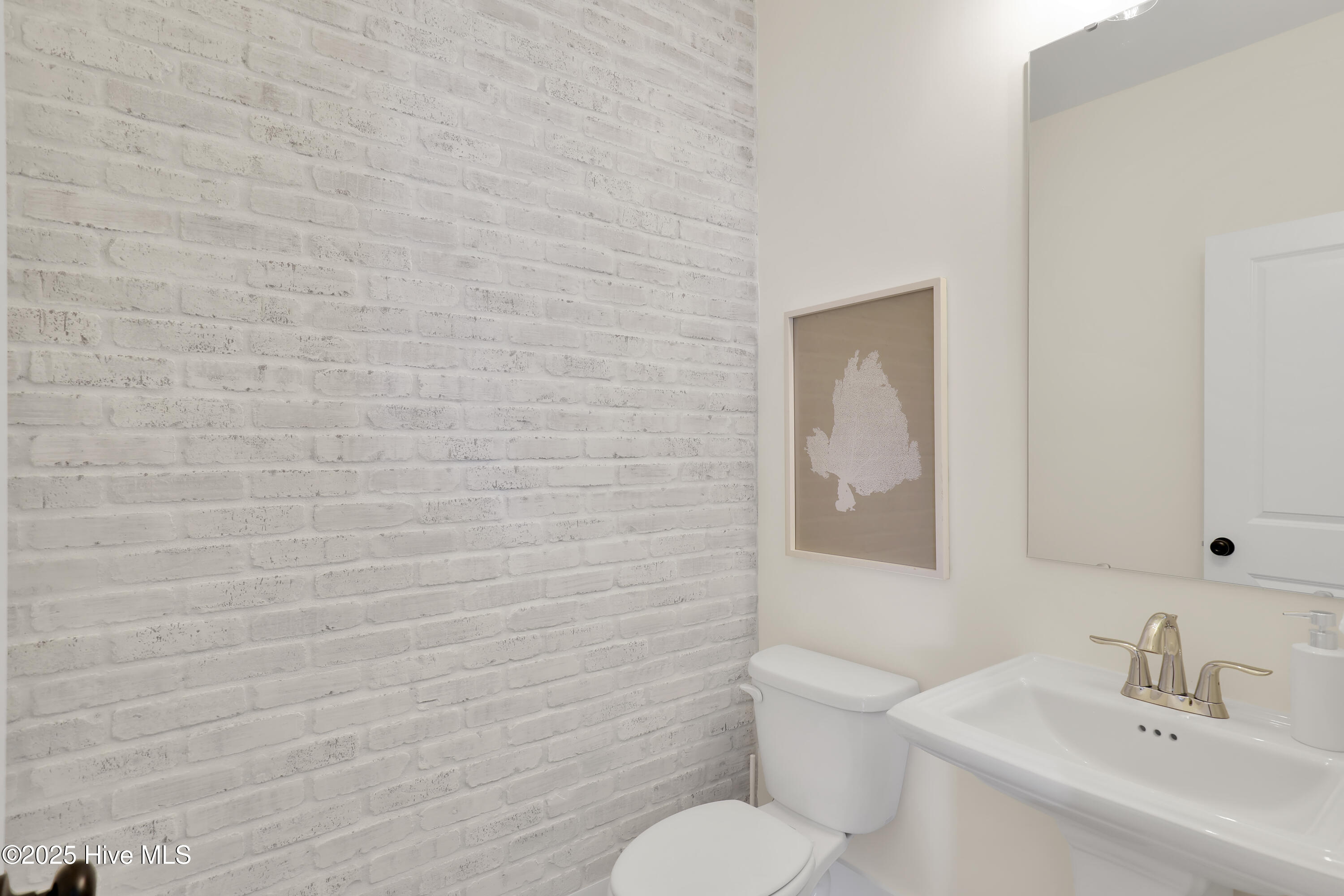 100525634 | Photo 20