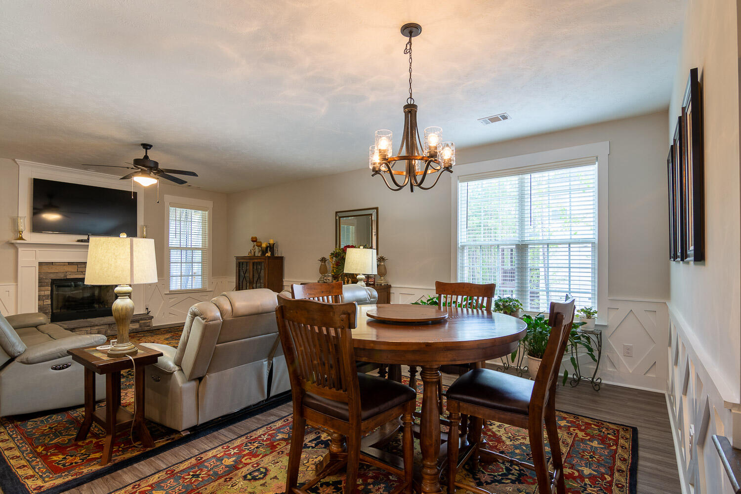 800 Knox-MLS-10