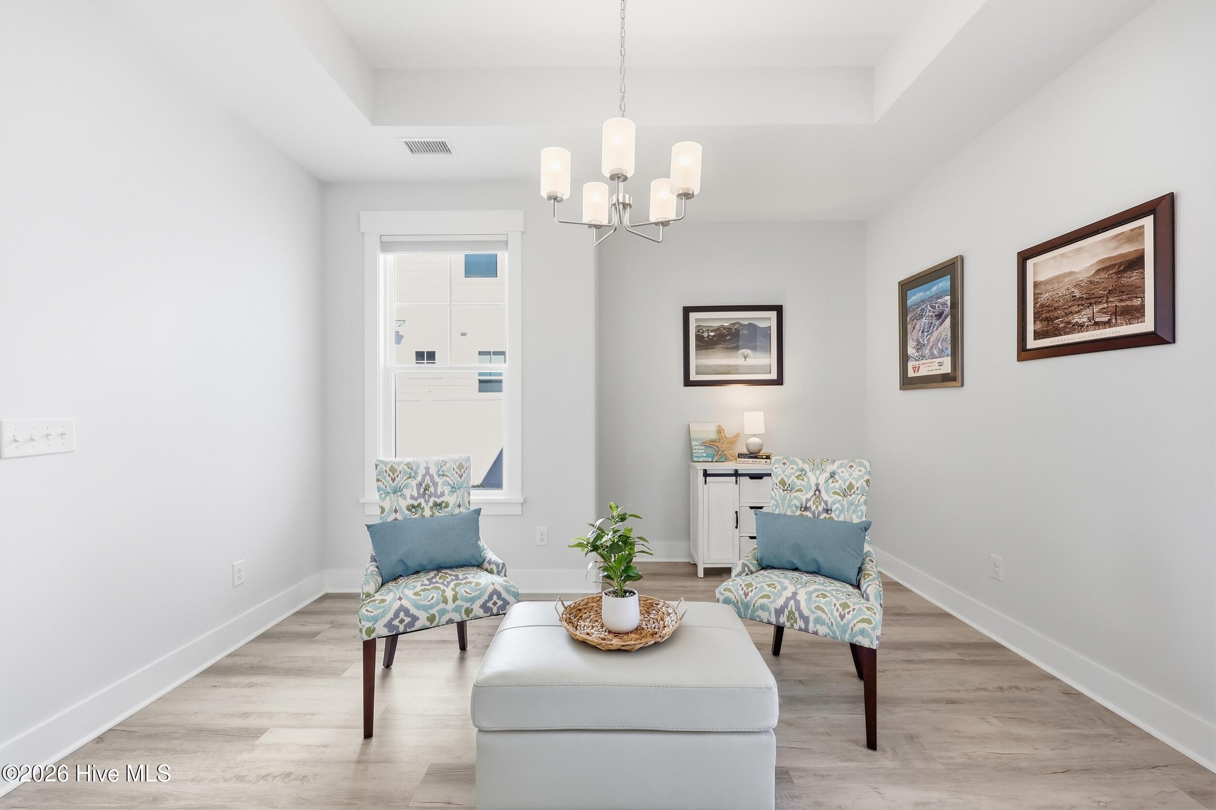 100557442 | Photo 12