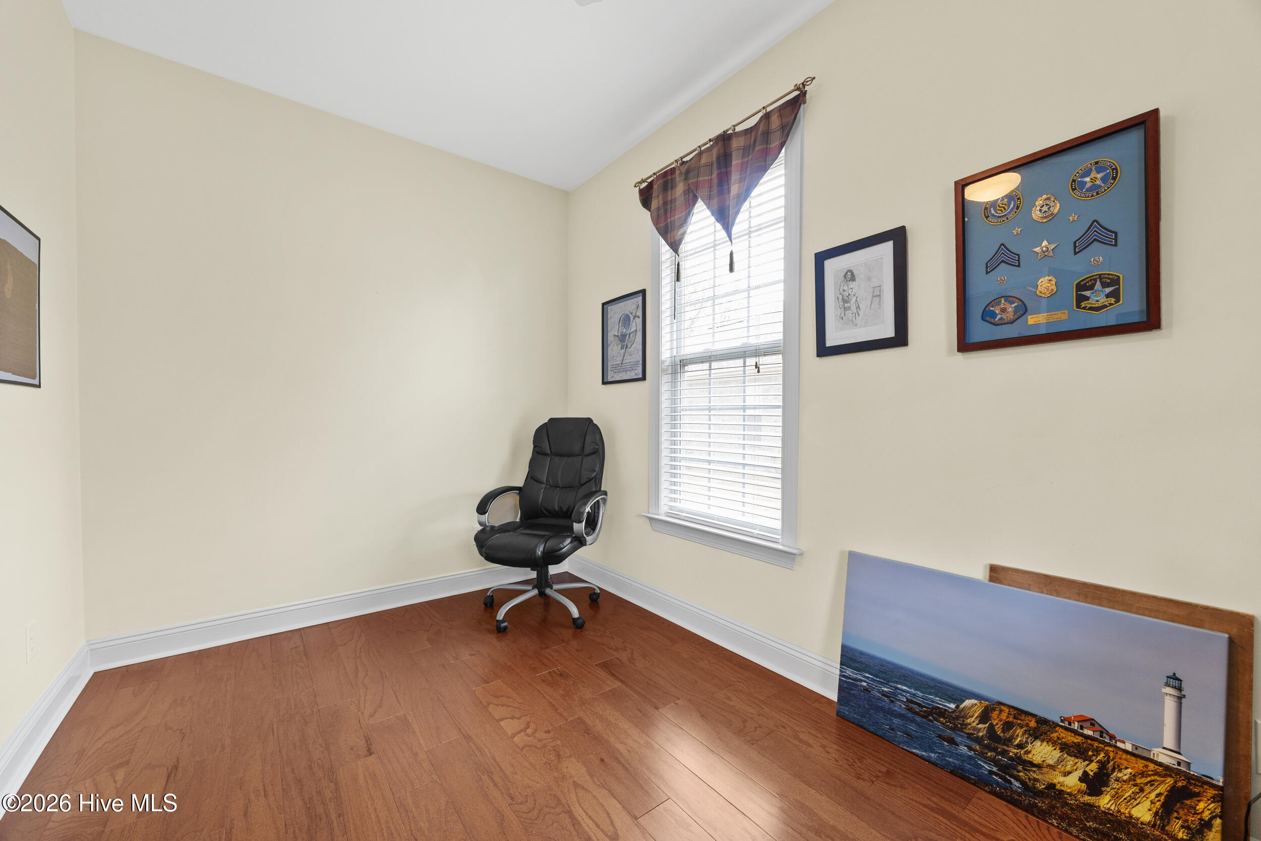 100564950 | Photo 18