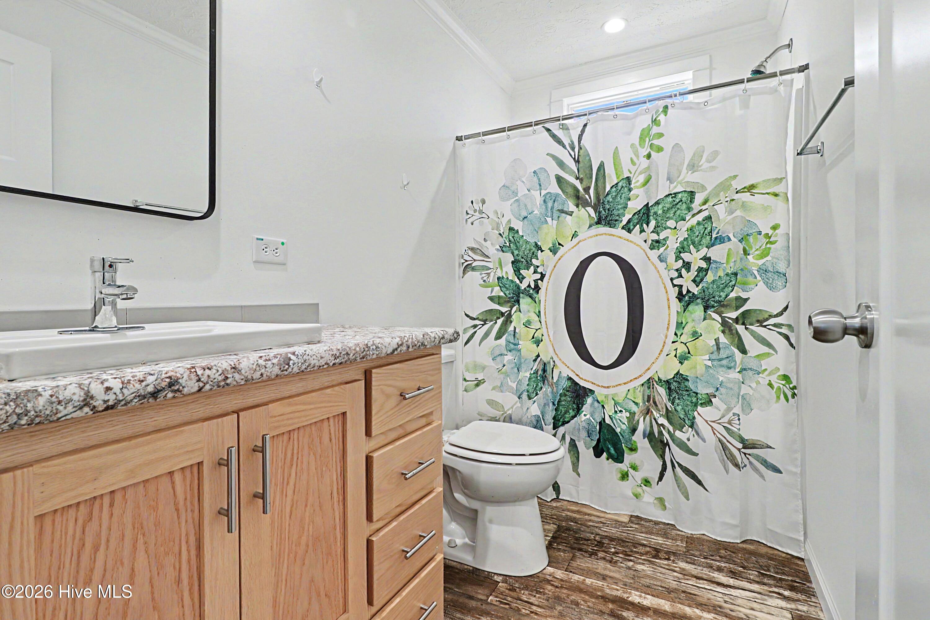 100559867 | Photo 25