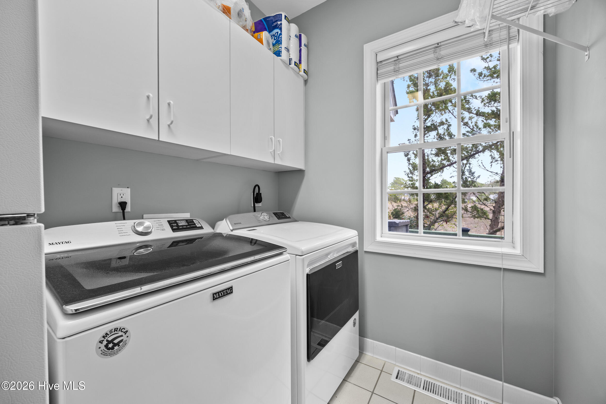 100555856 | Photo 24