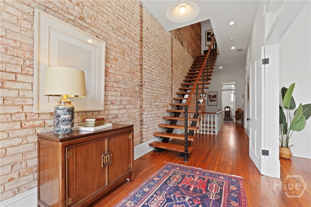 415 Whitaker Street, Savannah, GA, 31401