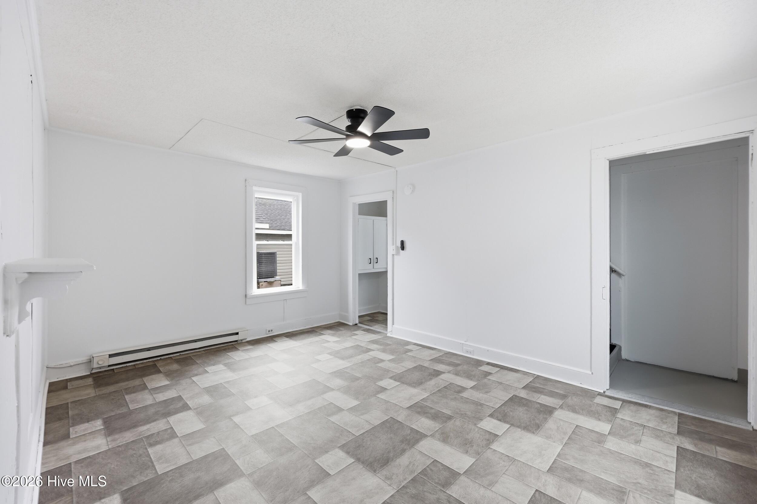 200 Queen Street, Elizabeth City, NC, 27909